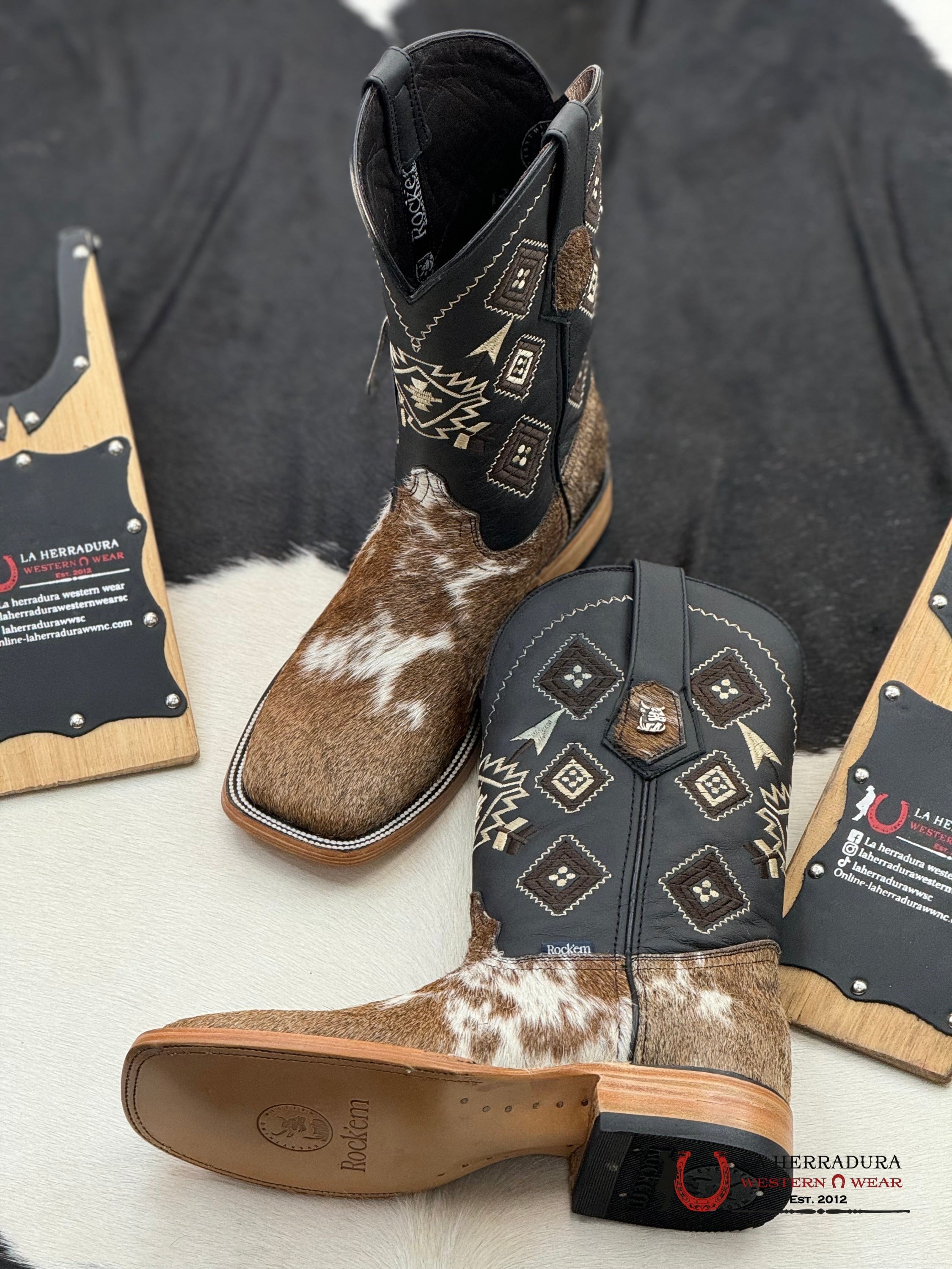 ROCKEM EST. AZTECA COWHIDE BROWN AND WHITE SQ. TOE BOOT (EVERY PAIR IS UNIQUE) BOTAS HOMBRES