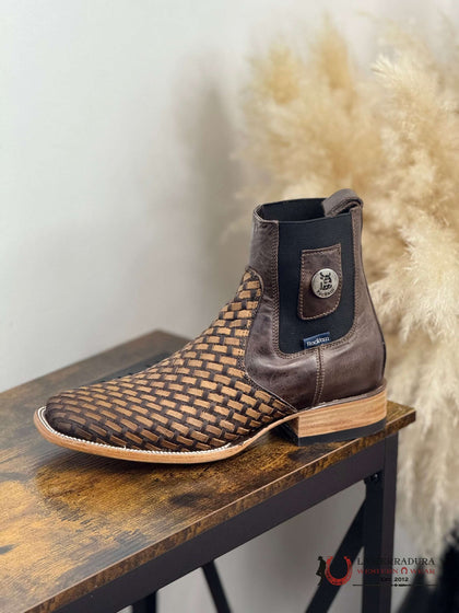 BOTA CORTA ROCKE'EM HUNGRIA CHOCO/TAN PUNTA CUADRADA