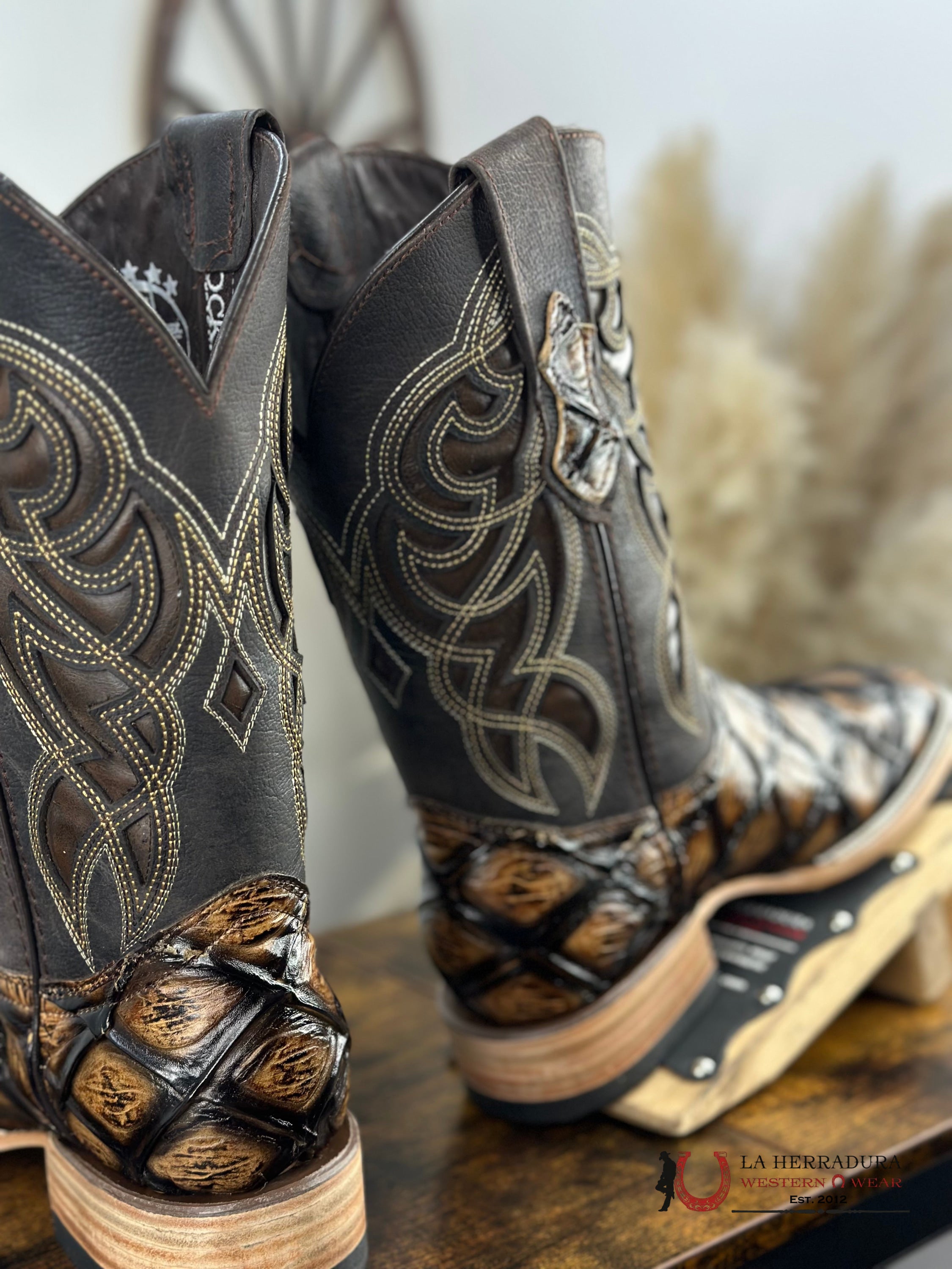 Men Imit Pez Mar Y Tierra Fish Orix Square Toe Boot Botas Hombres