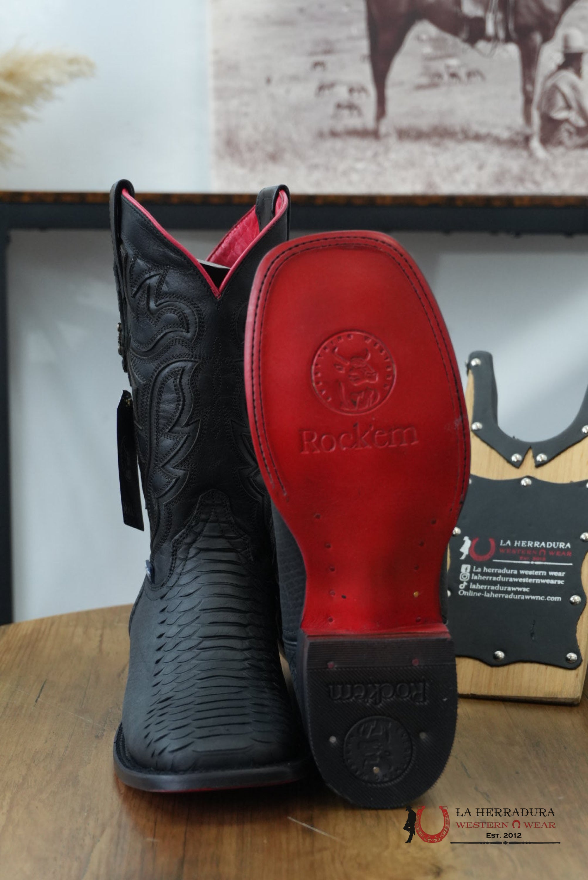 MENS PYTHON BABY NEGRO RED BOTTOM MATTE BOOT BOTAS HOMBRES