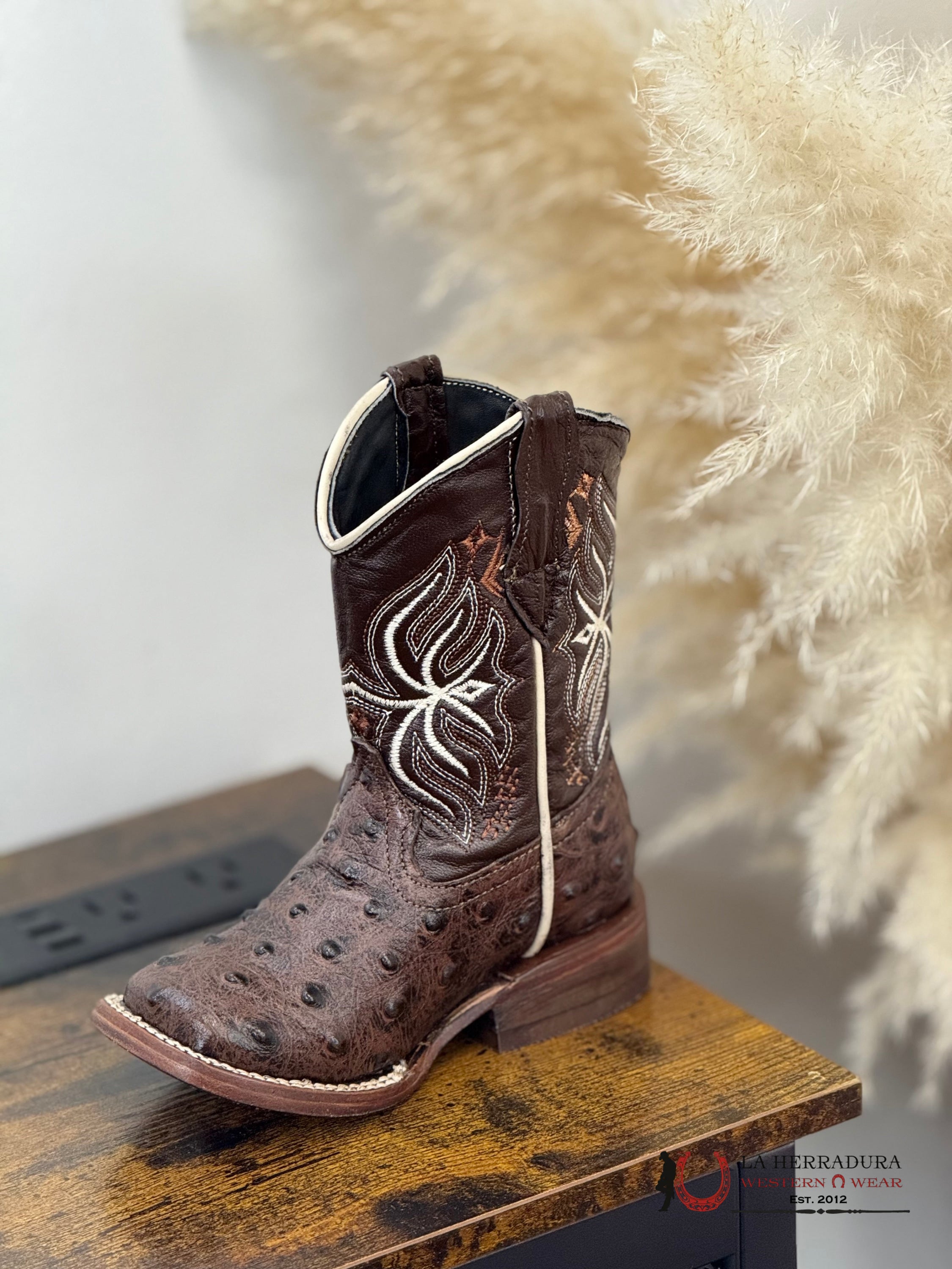 ROCKEM KIDS BROWN OSTRICH WOODEN SOLE SQ. TOE NIÑOS