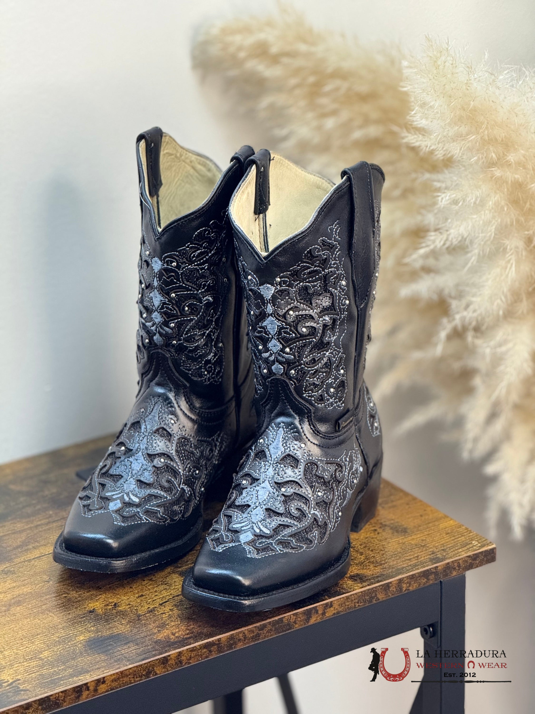 ROCKEM GIRLS FLORA NEGRO NARROW SQ. TOE W/ BLACK GLITTER INLAY NIÑOS