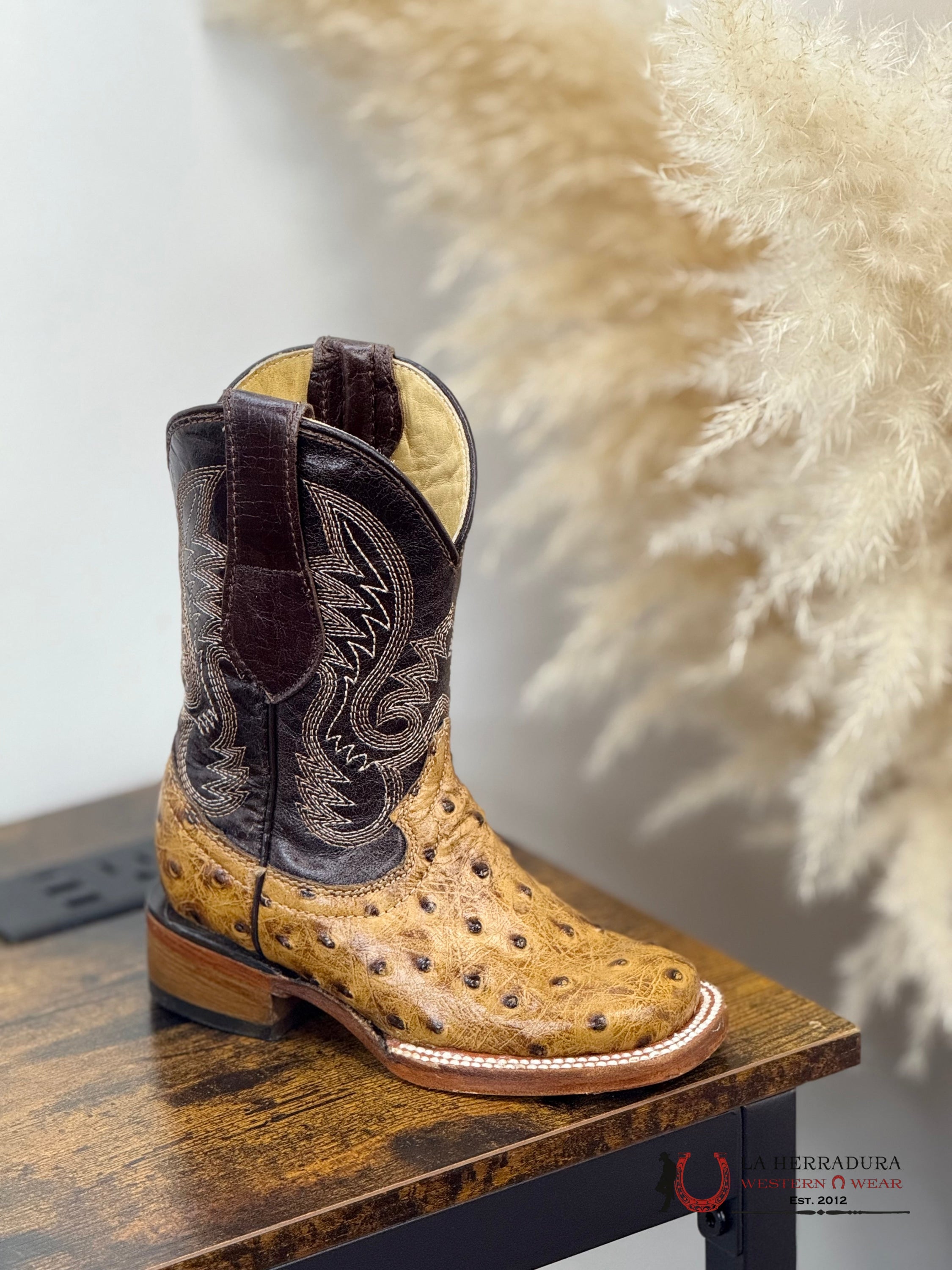 ROCKEM KIDS HONEY OSTRICH WOODEN SOLE SQ. TOE NIÑOS