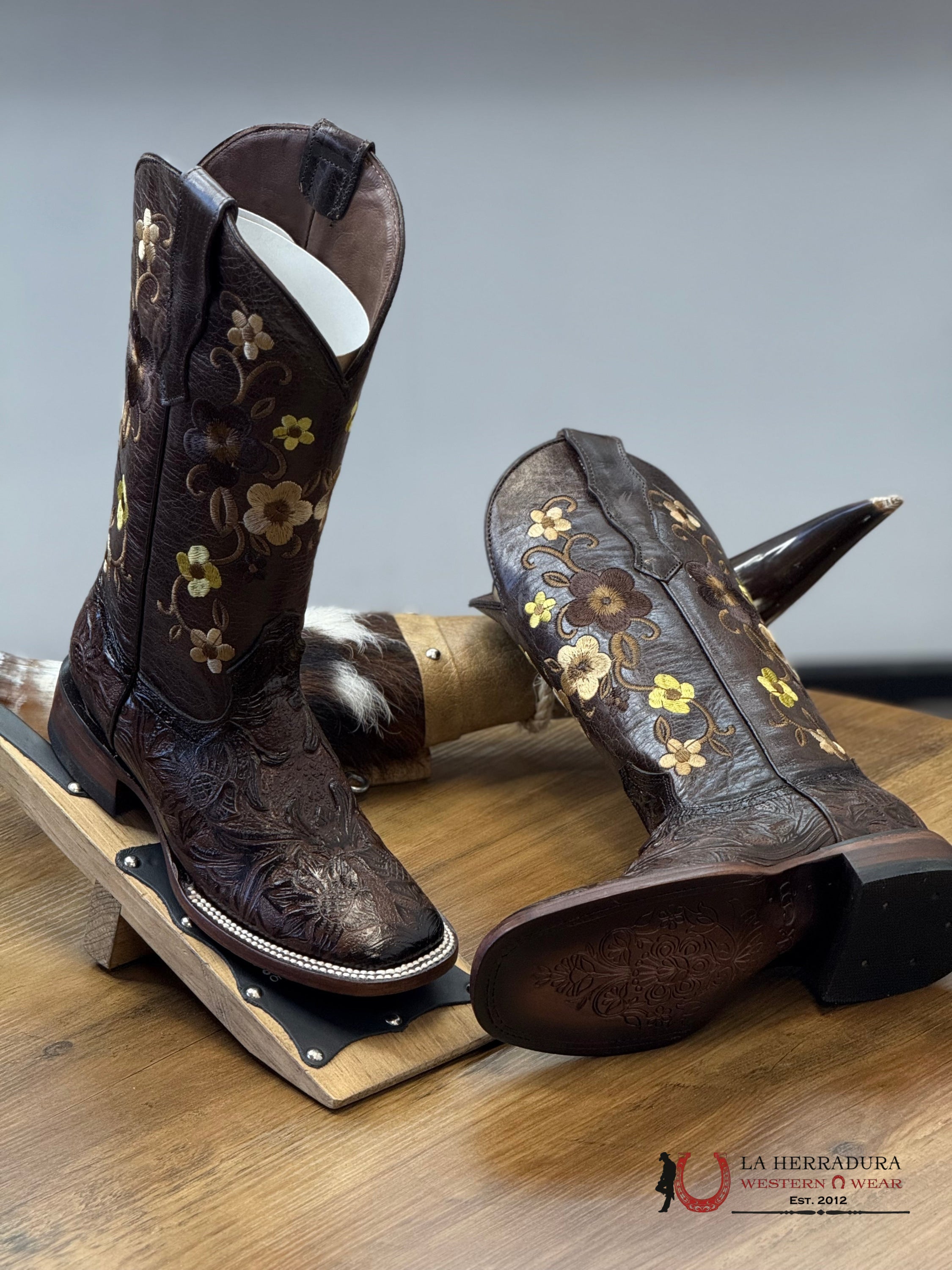 Womens Parais Hand Tooled Cedona Brown Square Toe Botas Mujeres