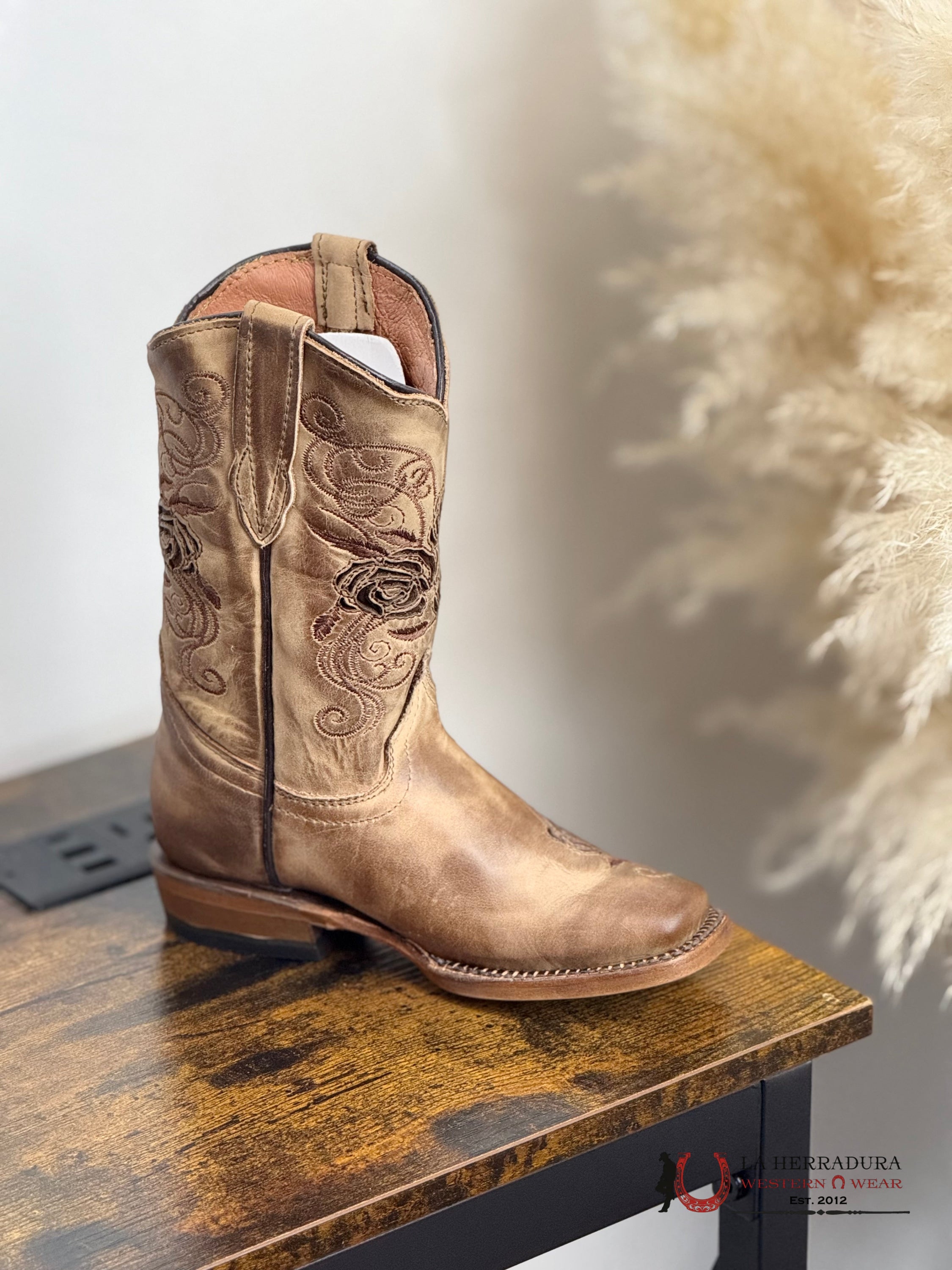 TANNER MARK KIDS MC ALLEN GIRLS BURNISHED SAND WITH BROWN ROSE INLAY -TMG 205062 NIÑOS