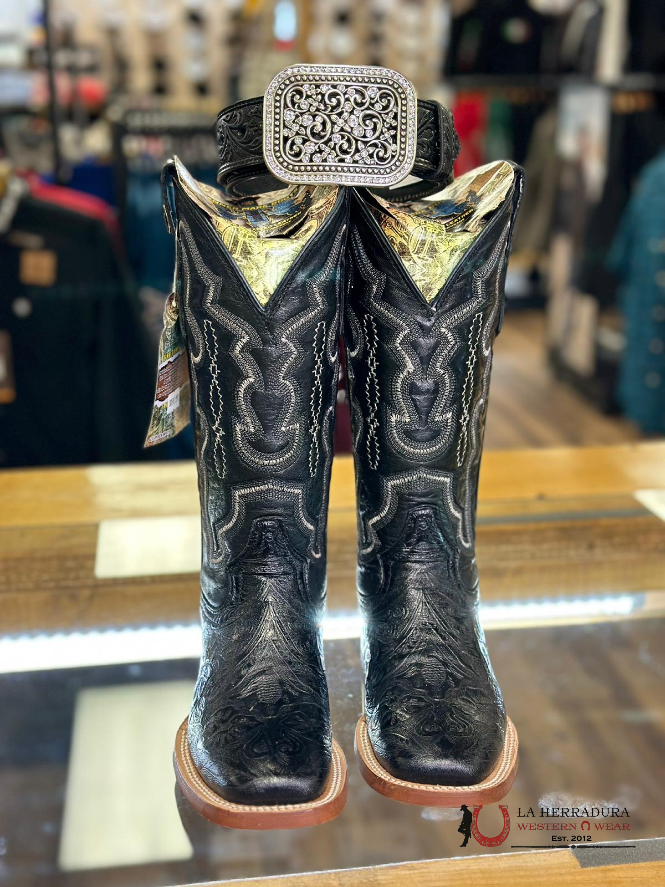 Tanner Mark Women’s Black Fango Top Hand Tooled Print Botas Mujeres