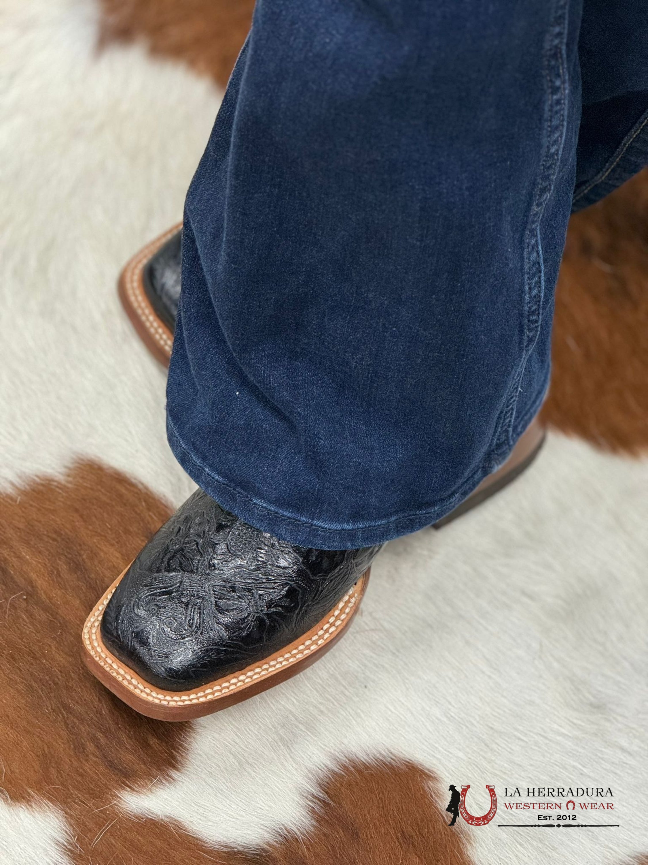 Tanner Mark Women’s Black Fango Top Hand Tooled Print Botas Mujeres