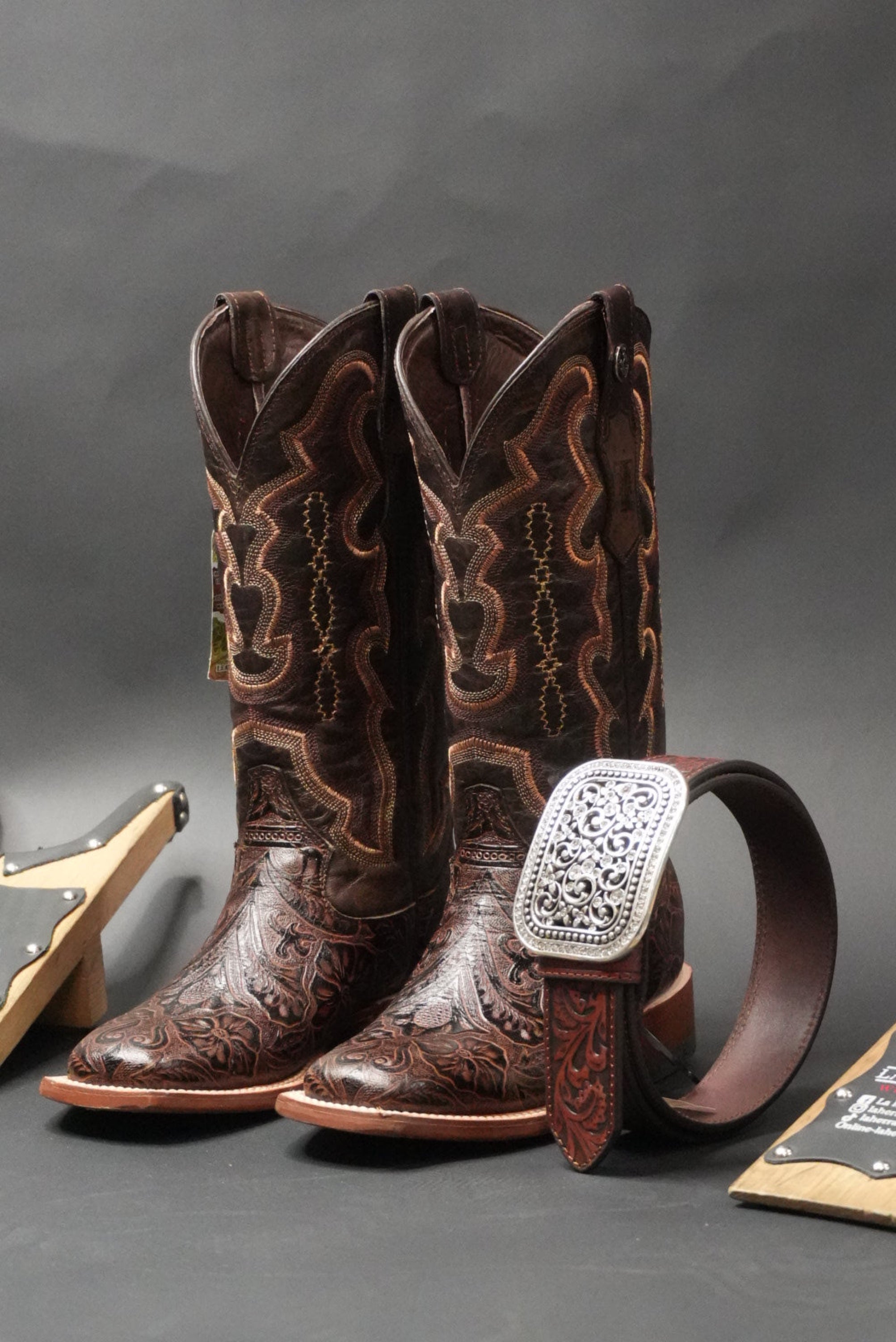 TANNER MARK WOMENS BOOT BROWN FANGO TOP HAND TOOLED PRINT BOTAS MUJERES