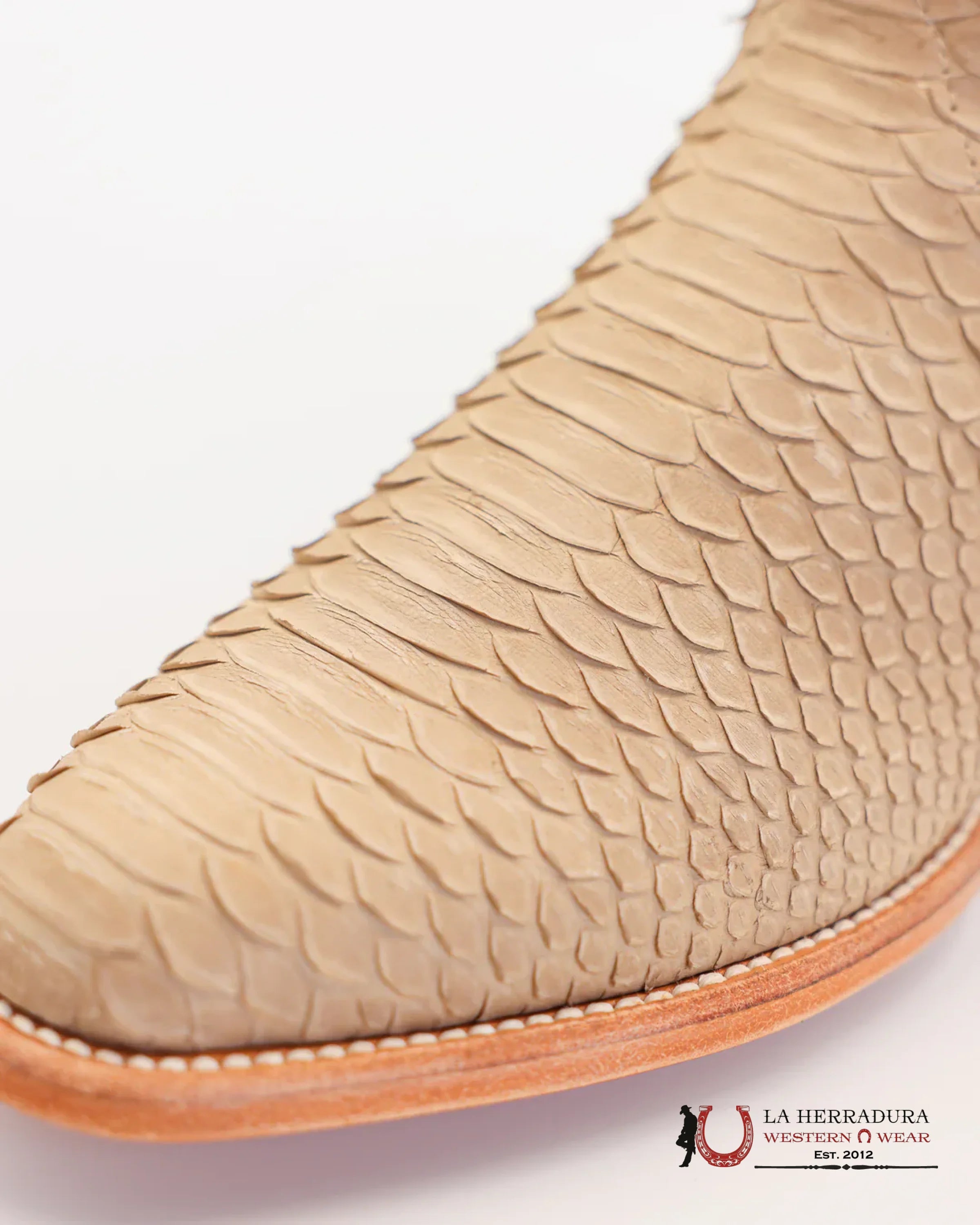 TEXAS COUNTRY MEN PYTHON CAPPUCCINO- 4258