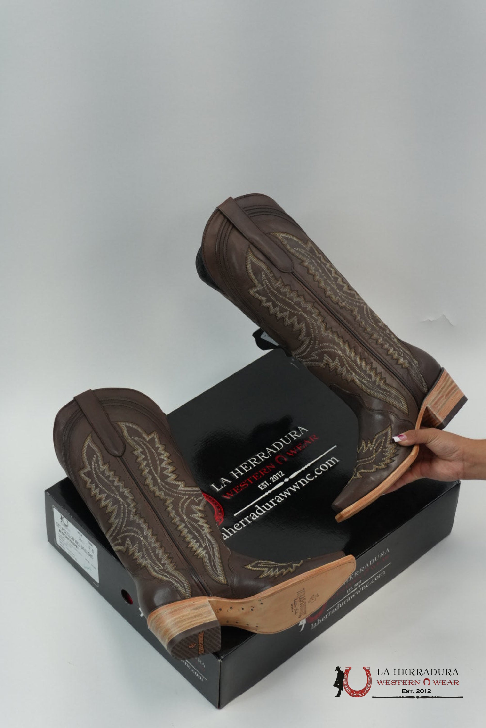 TEXAS COUNTRY WOMEN CLEYTON CAFE ATHALA PIOLA. L- 1852 BOTAS MUJERES