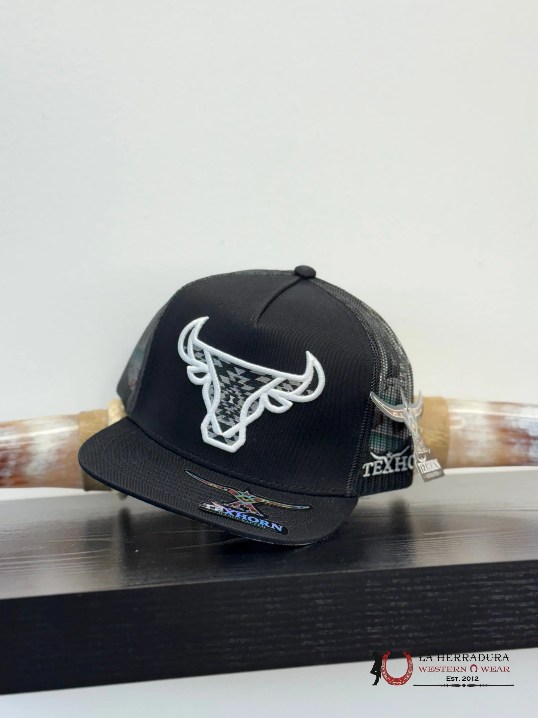 TEXAS HORN CAPS BLACK.1 KIDS