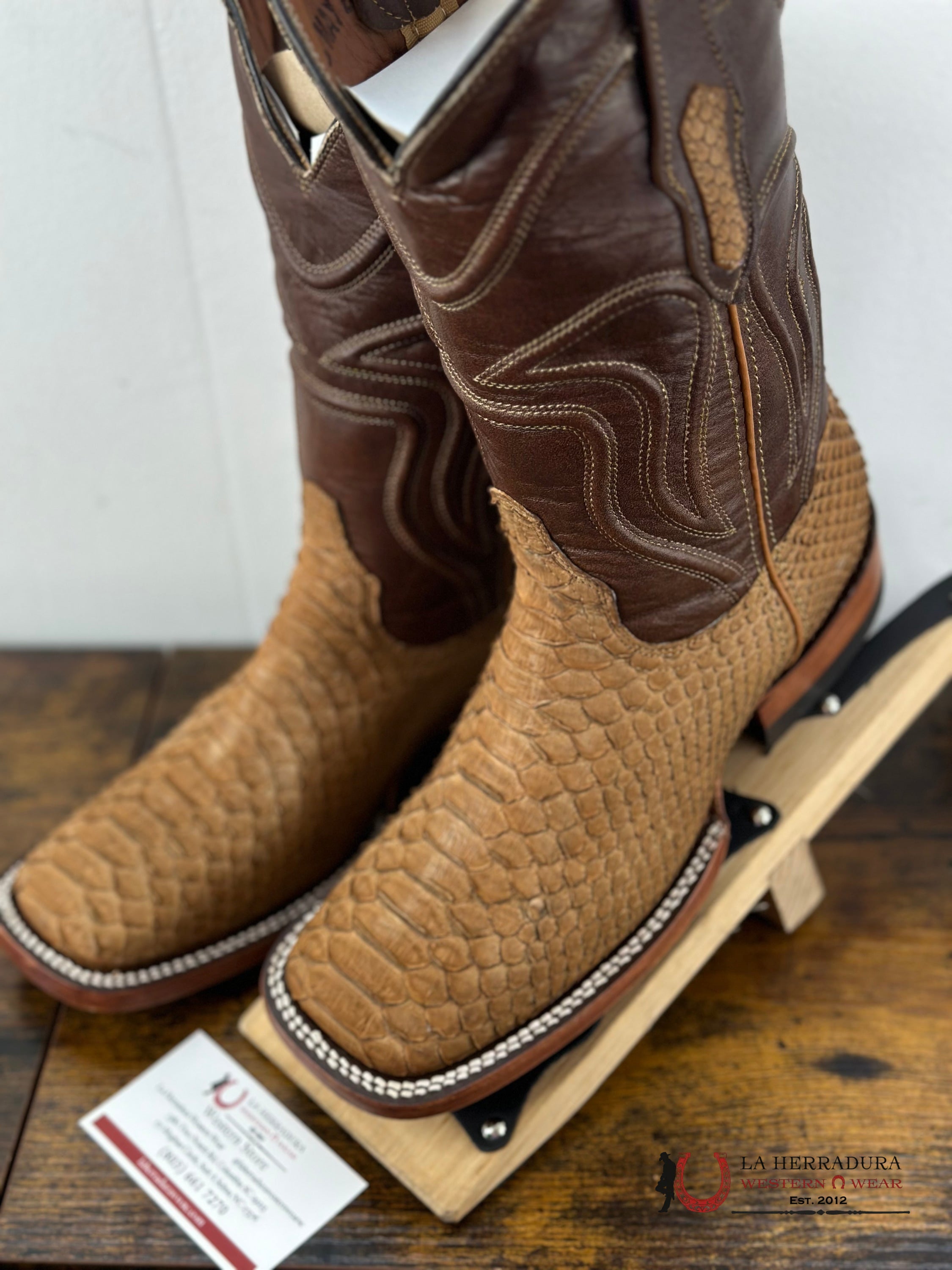 The Stage Coach Boot Company Python Miel Mstte Tucson Natural Botas Hombres