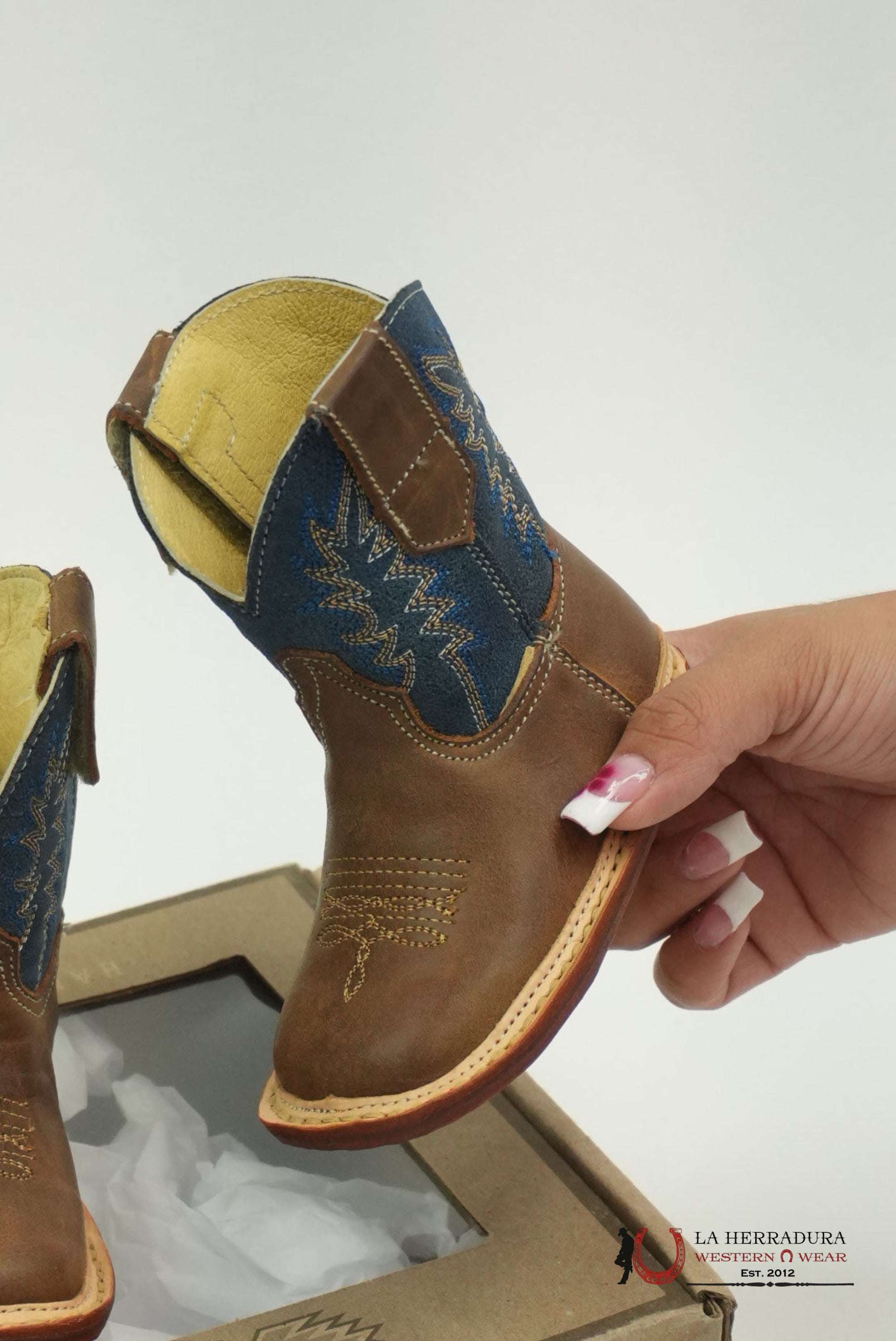 TORO SENTADO GRASO TUBOS AZUL BOYS NIÑOS
