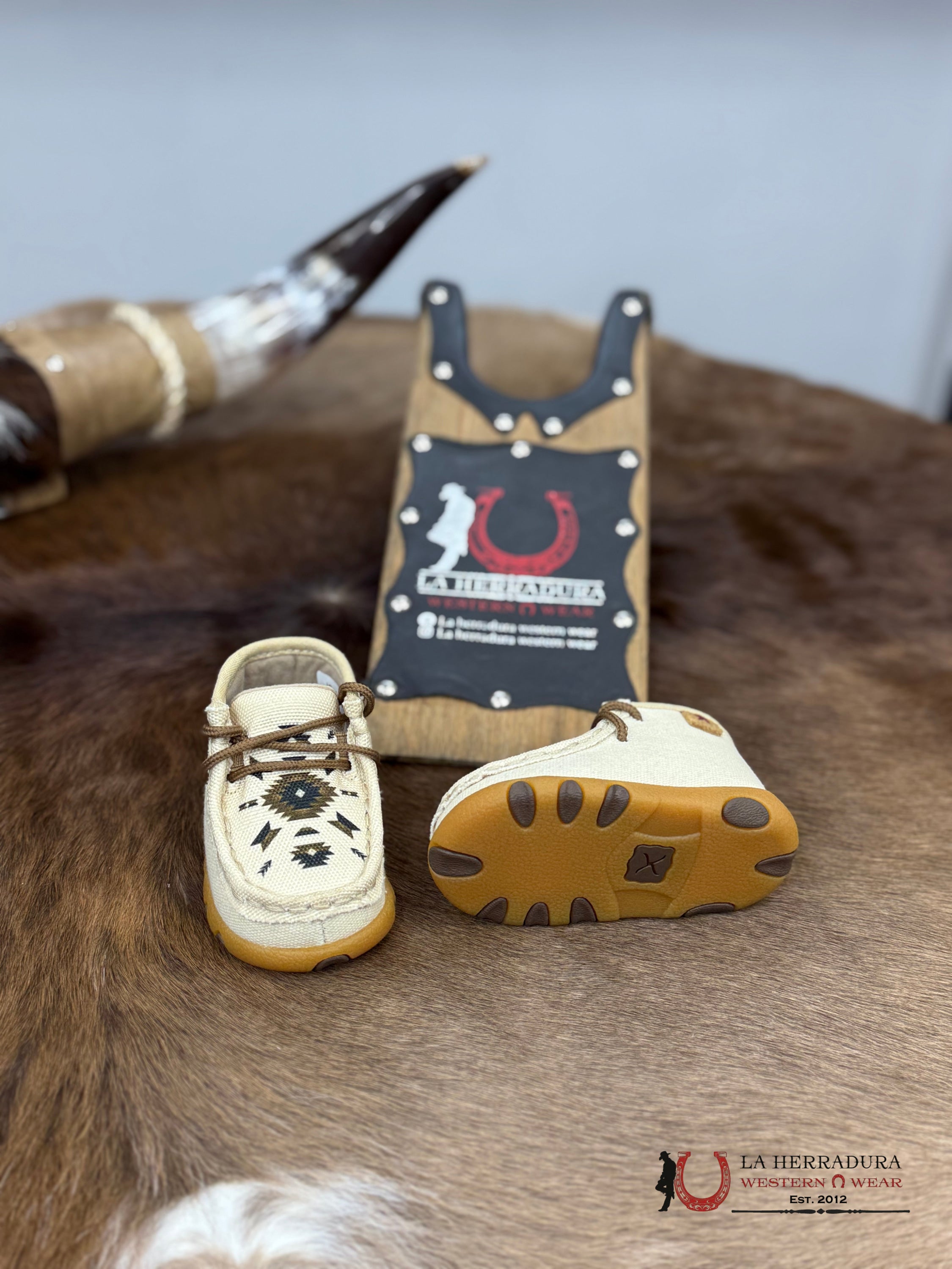 Twisted X Beige Multi Niños