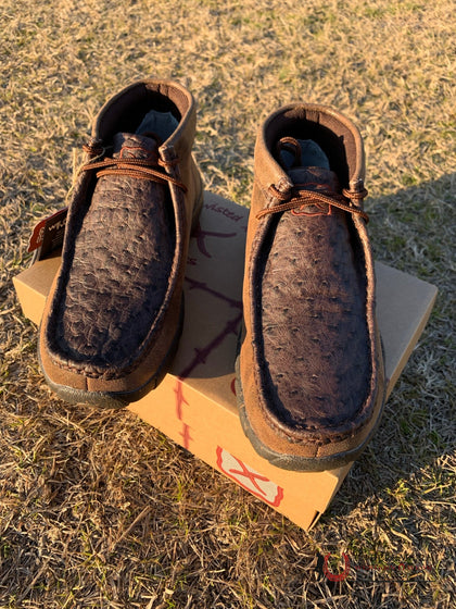 ZAPATOS CASUALES TWISTED X CHUKKA PARA HOMBRE MOCASÍN DE CONDUCIR EN MARRÓN Y AVESTRUZ MARRÓN MDM0087