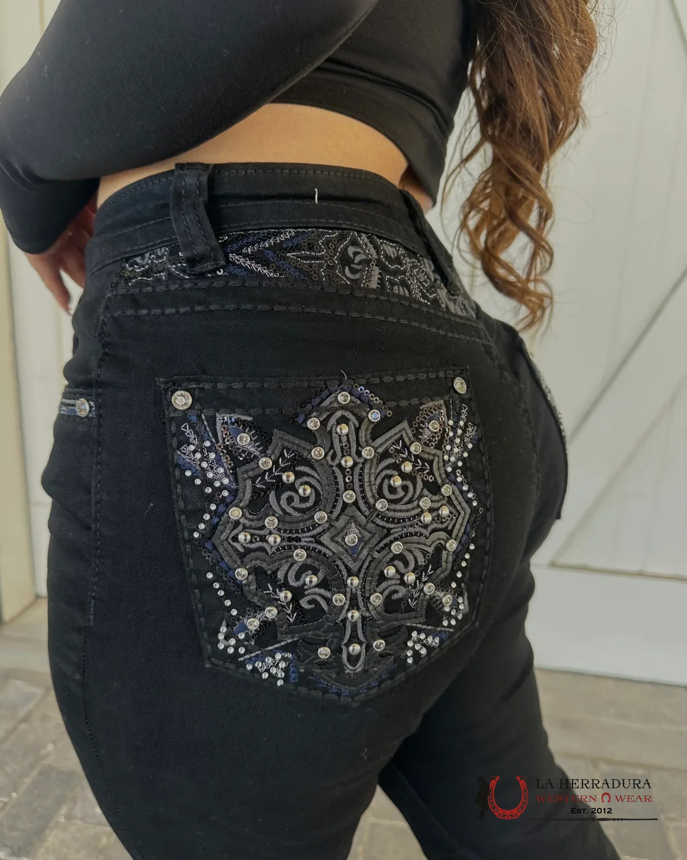 WESTFIELD EAGLE CROSS DARK BLACK JEAN BLACK AND BLUE STITCHING & RHINESTONE WT-002 ROPA MUJERES