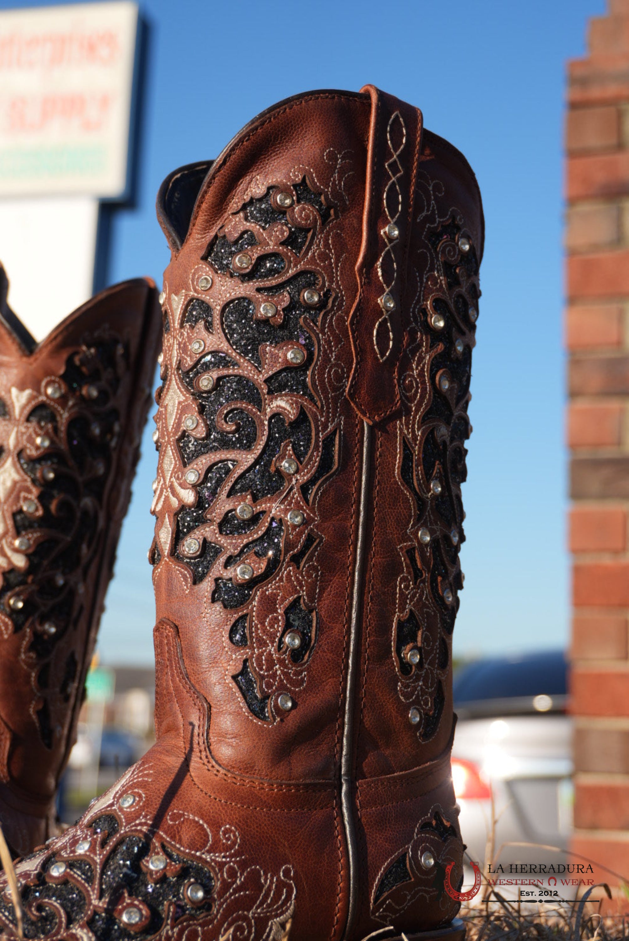 Wildflowers Cater Cognac Snip Toe BOTAS MUJERES