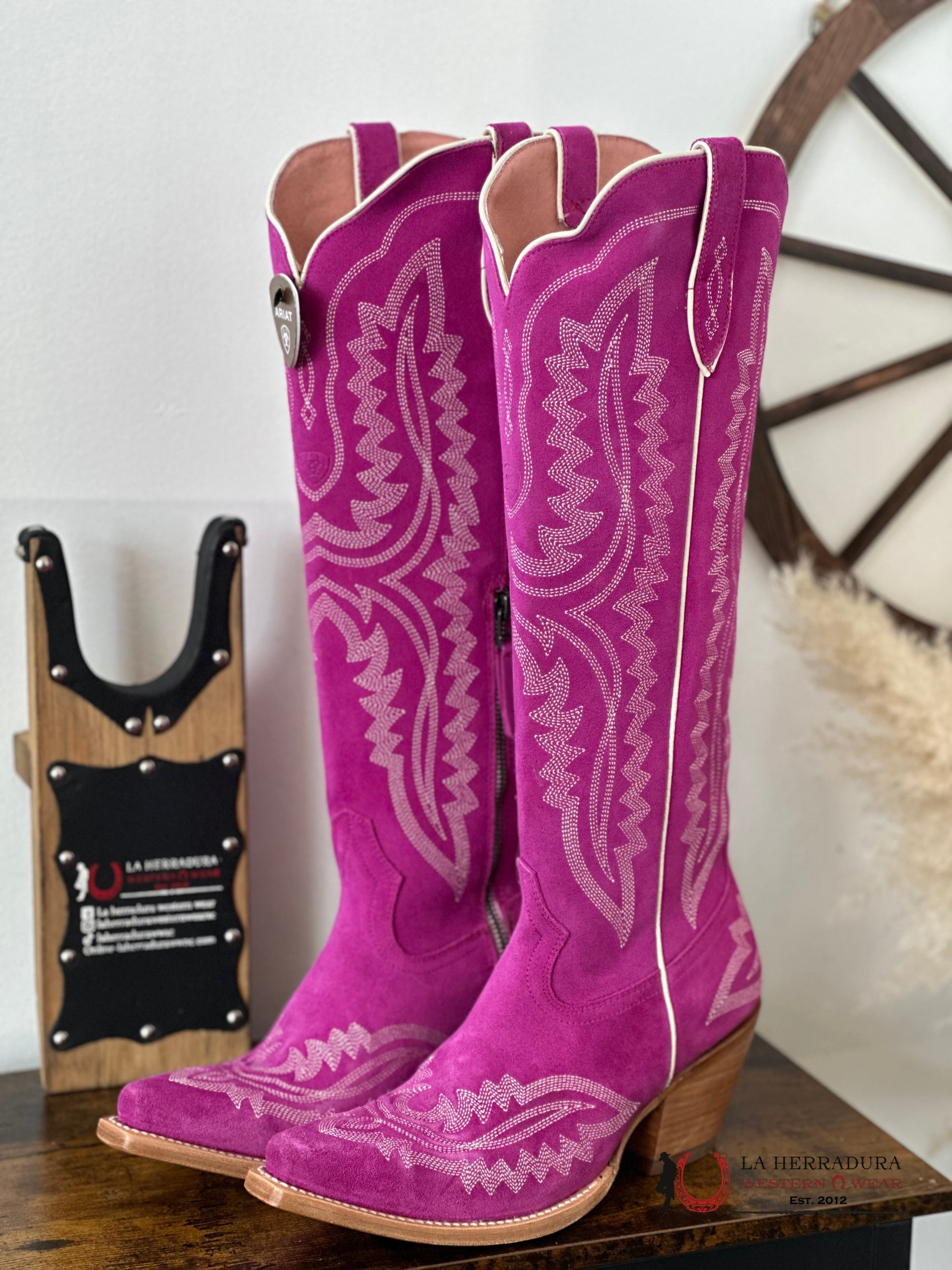 Womans Ariat Casanova Haute Pink Suede Botas Mujeres