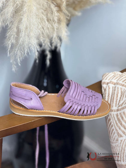 MUJER HUARACHE 080 CHINELA 10 CORREAS LILA