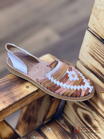 HUARACHE MEXICA BLANCO CON CORREA DE COLORES PARA MUJER