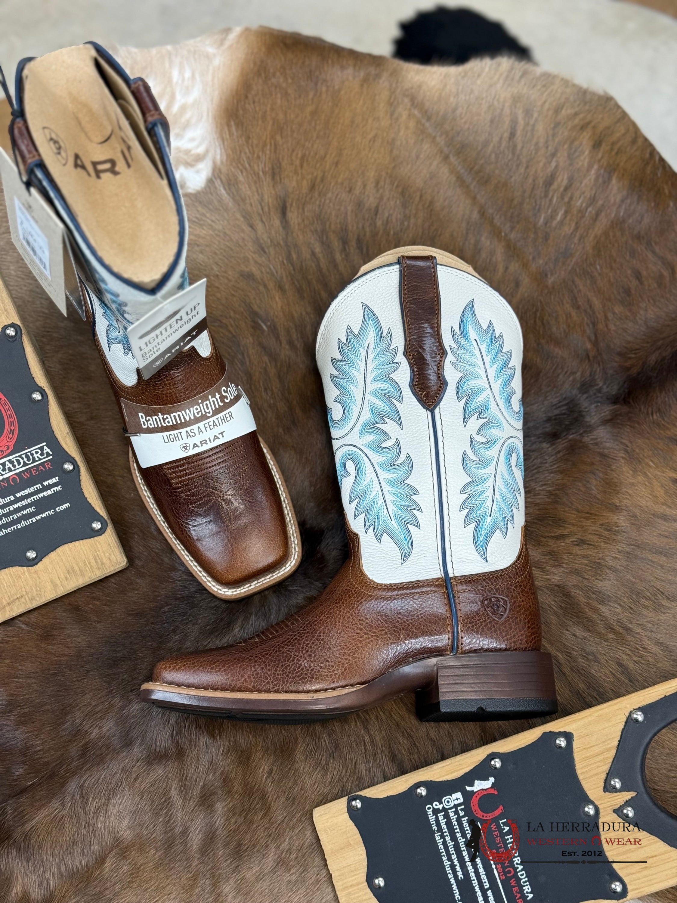 Womens Ariat Canyon Point Gingersnap White Square Toe Boots Botas Mujeres