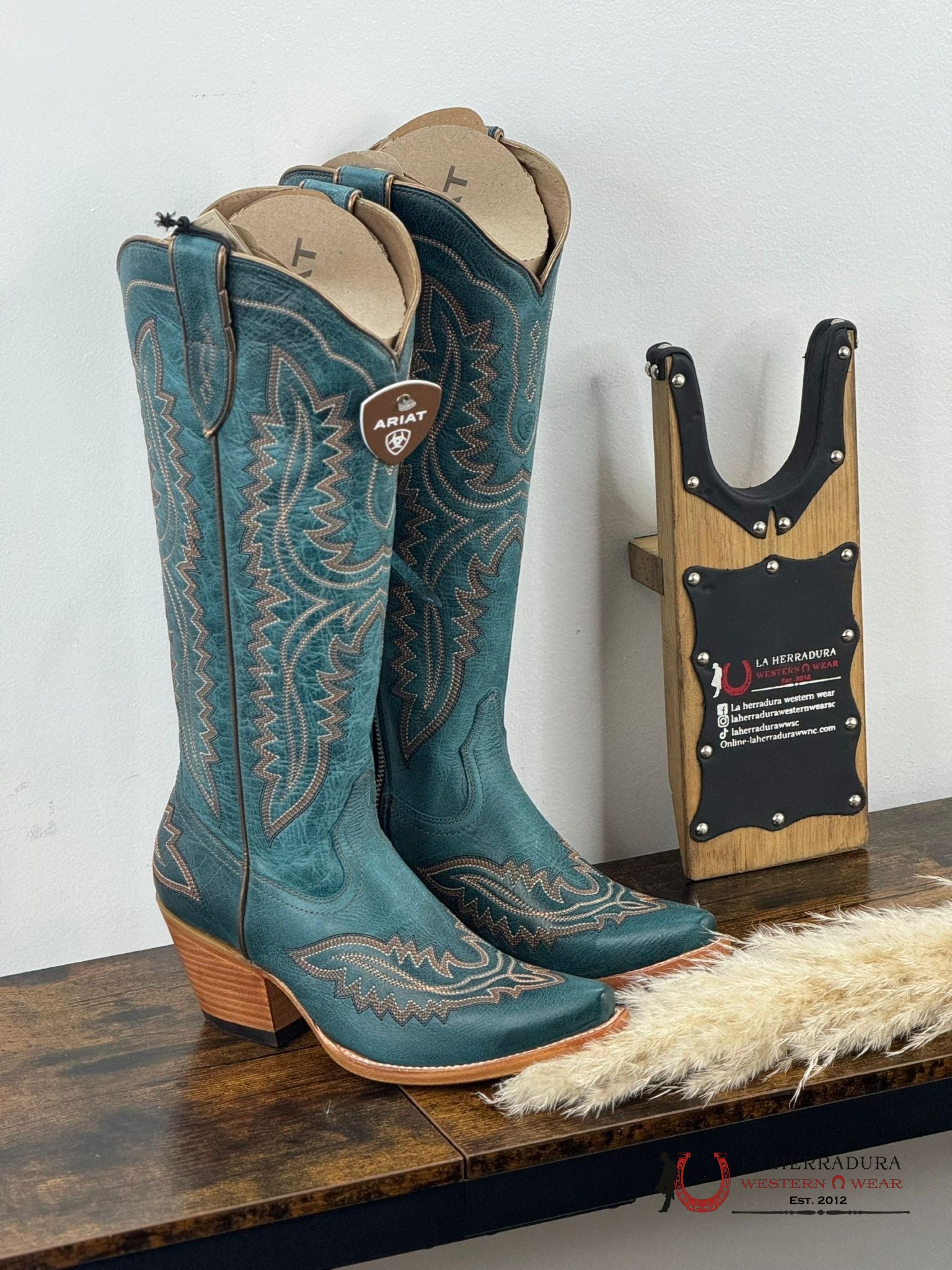 Womens Ariat Casanova Turquoise Tall Boot Point Toe Botas Mujeres