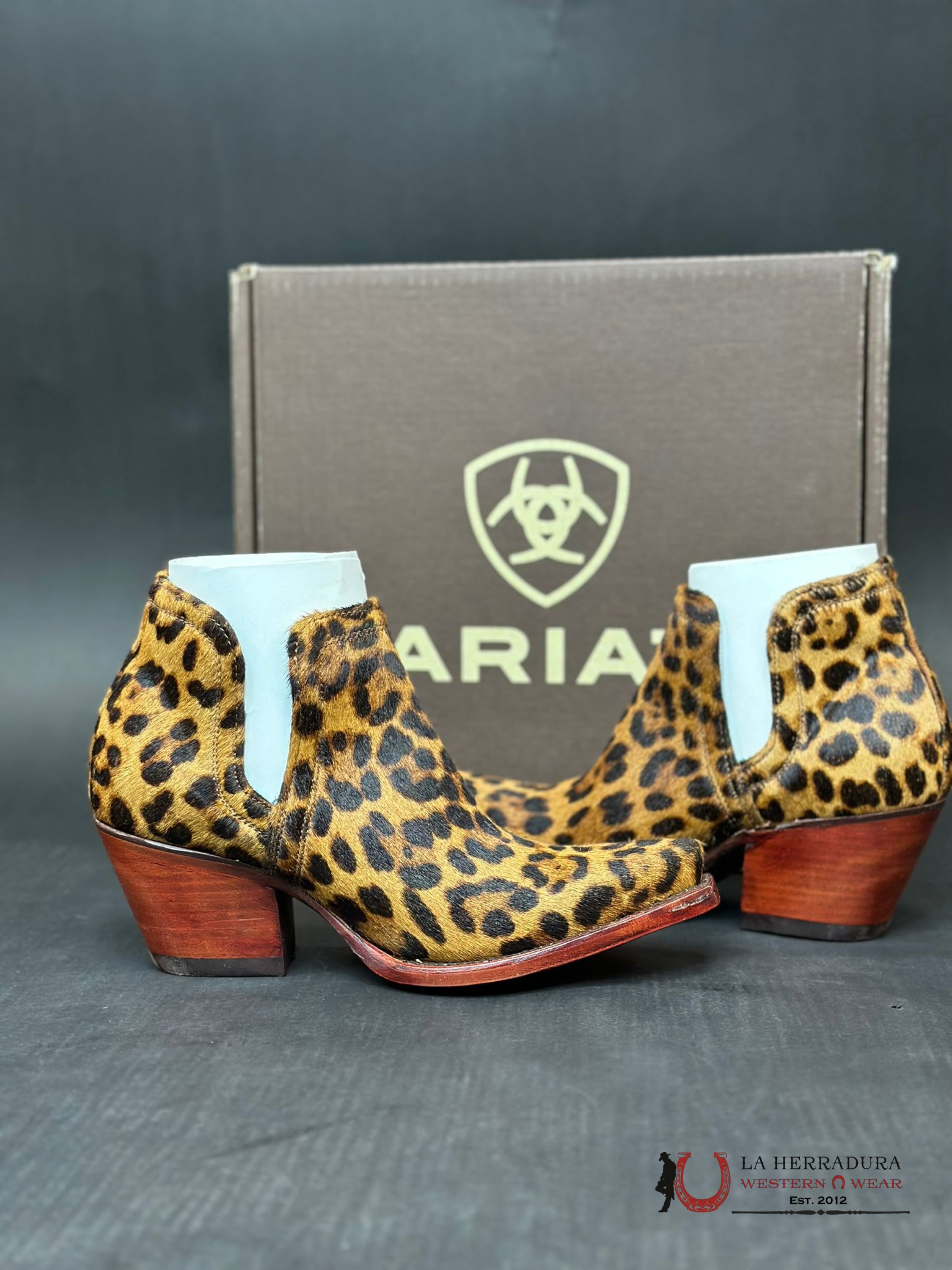 Womens Ariat Dixon Haircalf Leopard Hair On Botas Mujeres