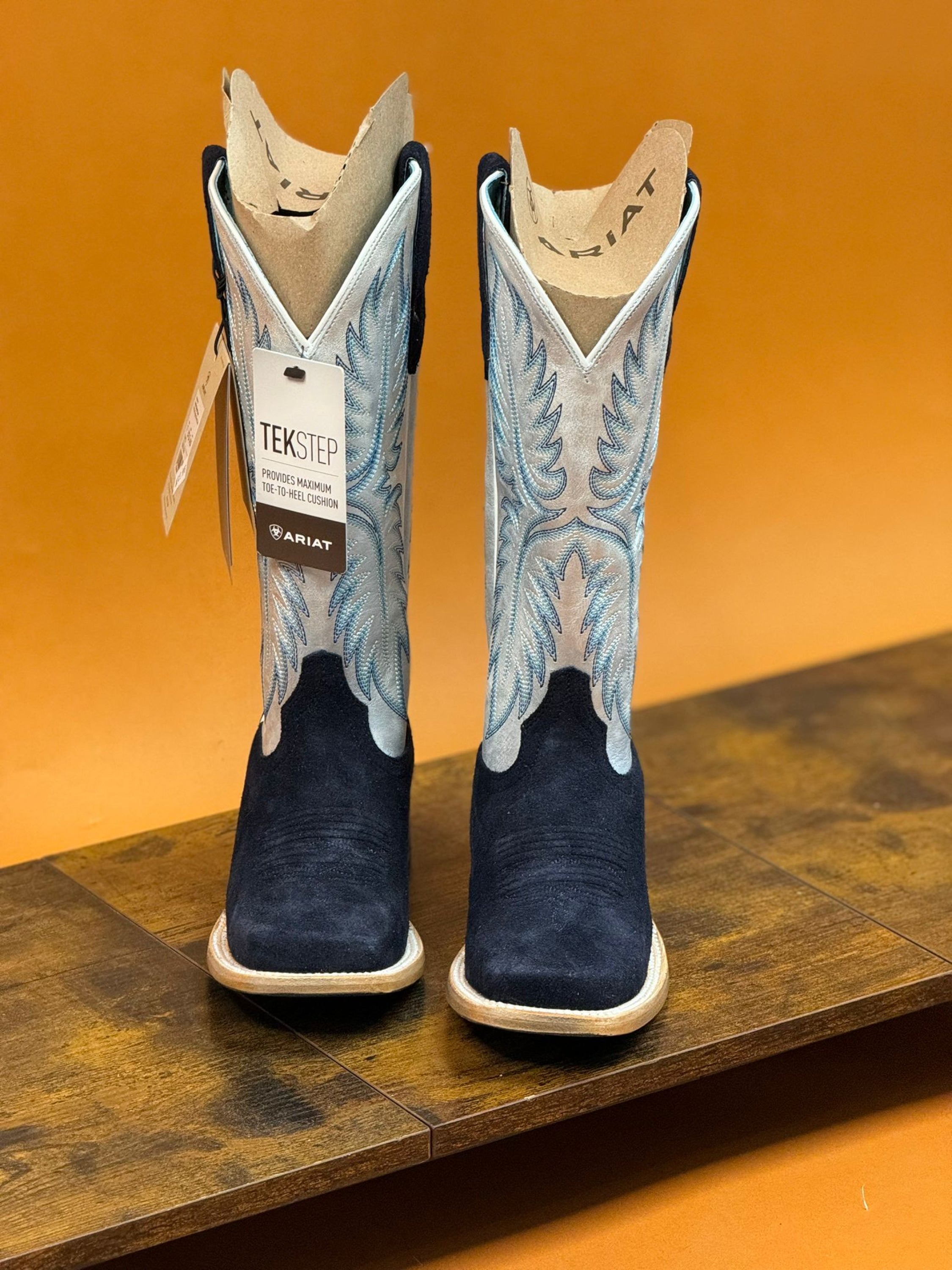 WOMEN'S ARIAT FRONTIER CALAMITY JANE POLO BLUE ROUGHOUT ELECTRIC SILVE