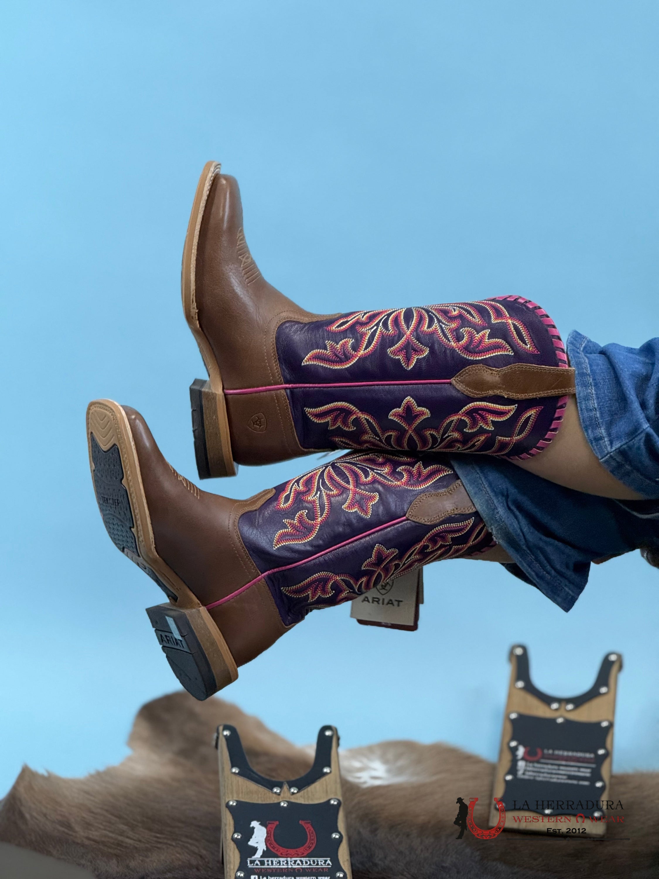 Womens Ariat Showdown Dark Tan Vino Square Toe Boots Botas Mujeres