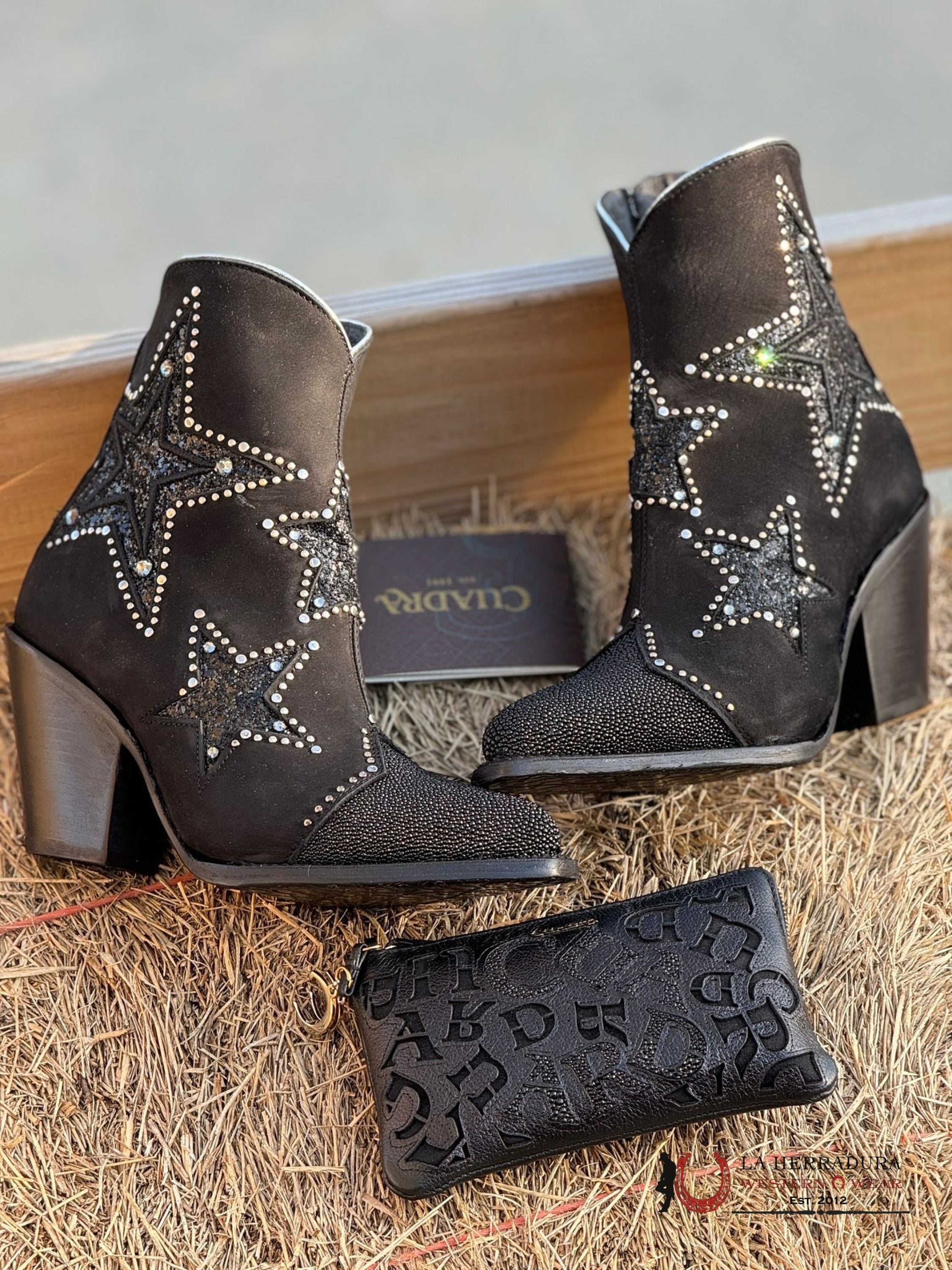 Womens Cuadra Botín Mantarraya Black Zipper & Studs Star Round Toe Botas Mujeres