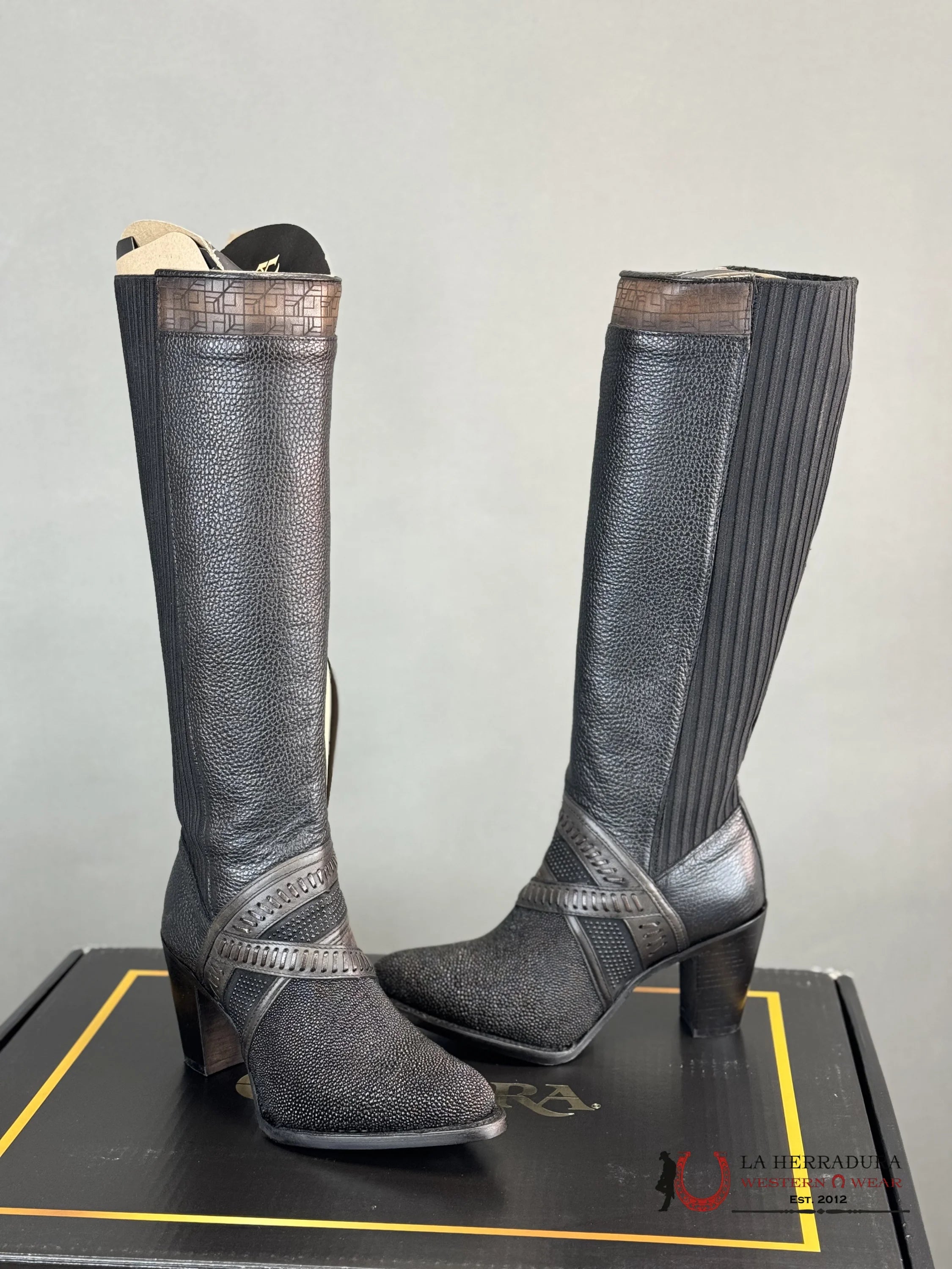 Womens Cuadra Mantarraya Negra Tall Boot Botas Mujeres