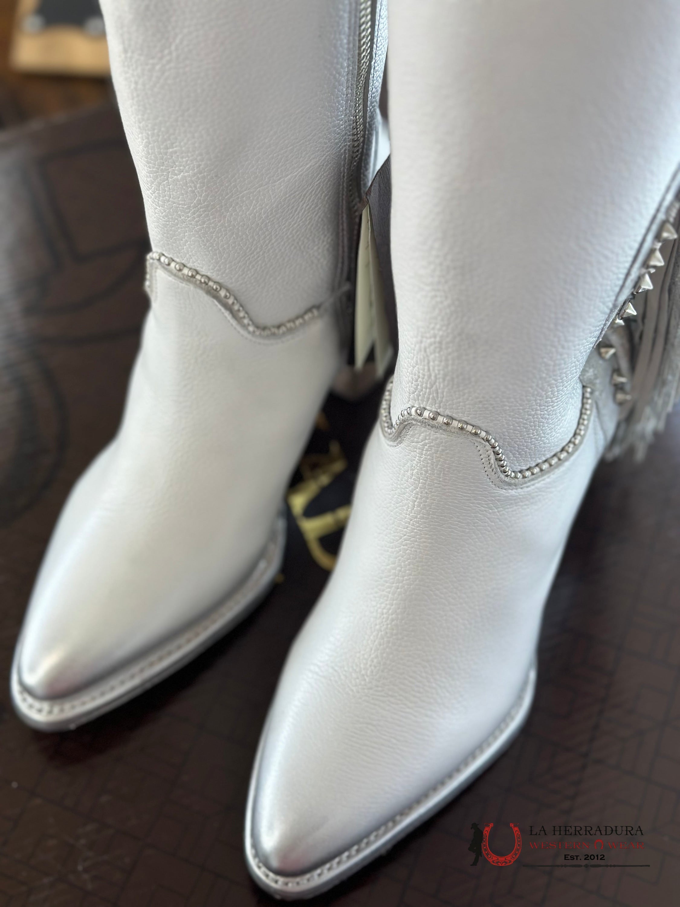Womens Cuadra Res Cordova White Zipper & Studs Fringe Point Toe Tall Boot Botas Mujeres