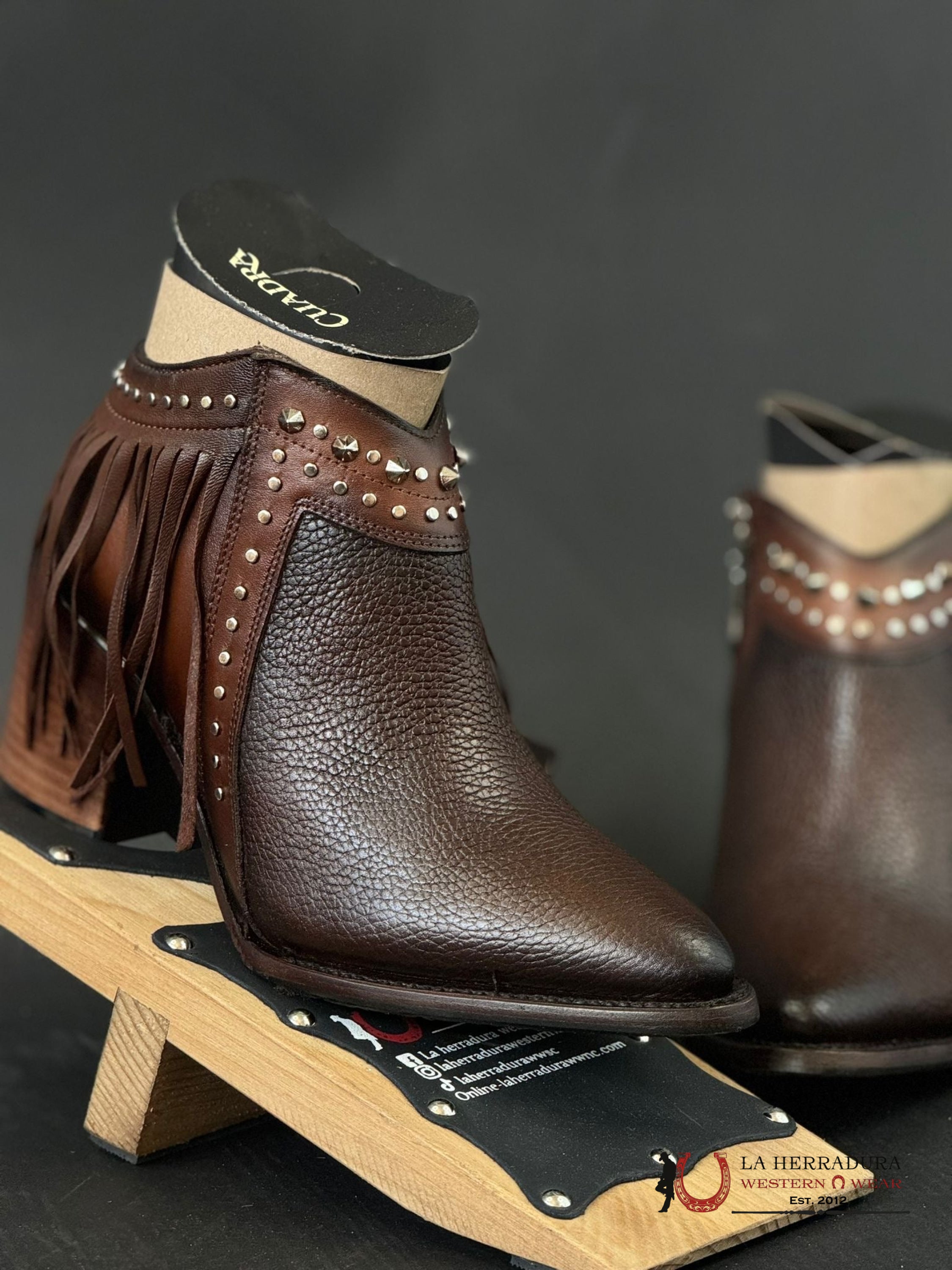 Women’s Cuadra Short Boot Res Chocolate Zipper Studs & Fringe Pointed Toe Botas Mujeres