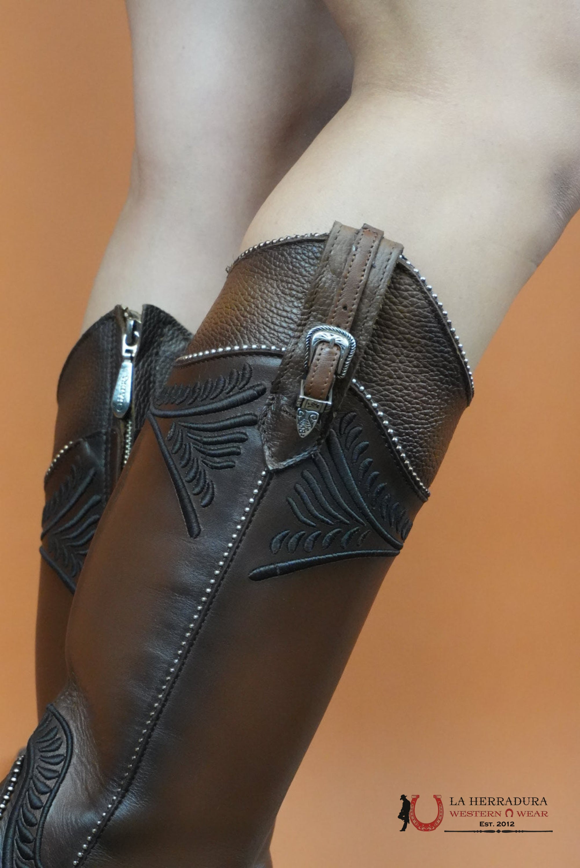 WOMEN'S CUADRA TALL BOOT RES DAMASCO CHOCOLATE EMBROIDERY