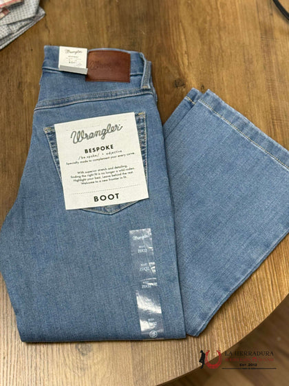Vaquero Wrangler personalizado de corte bota para mujer - Lavado claro 12361632