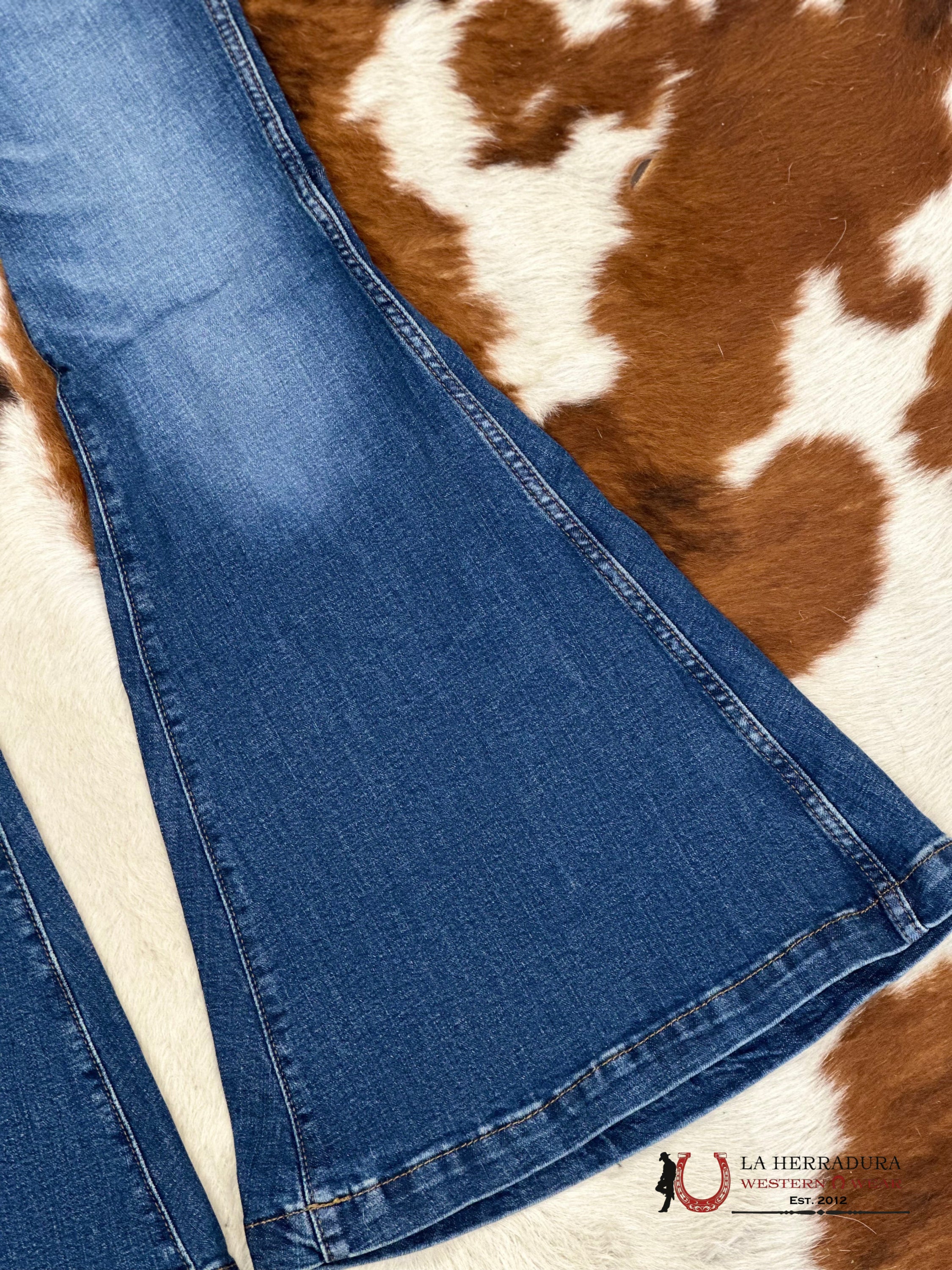 Womens Wrangler Classic Blue Flare Jean Ropa Mujeres