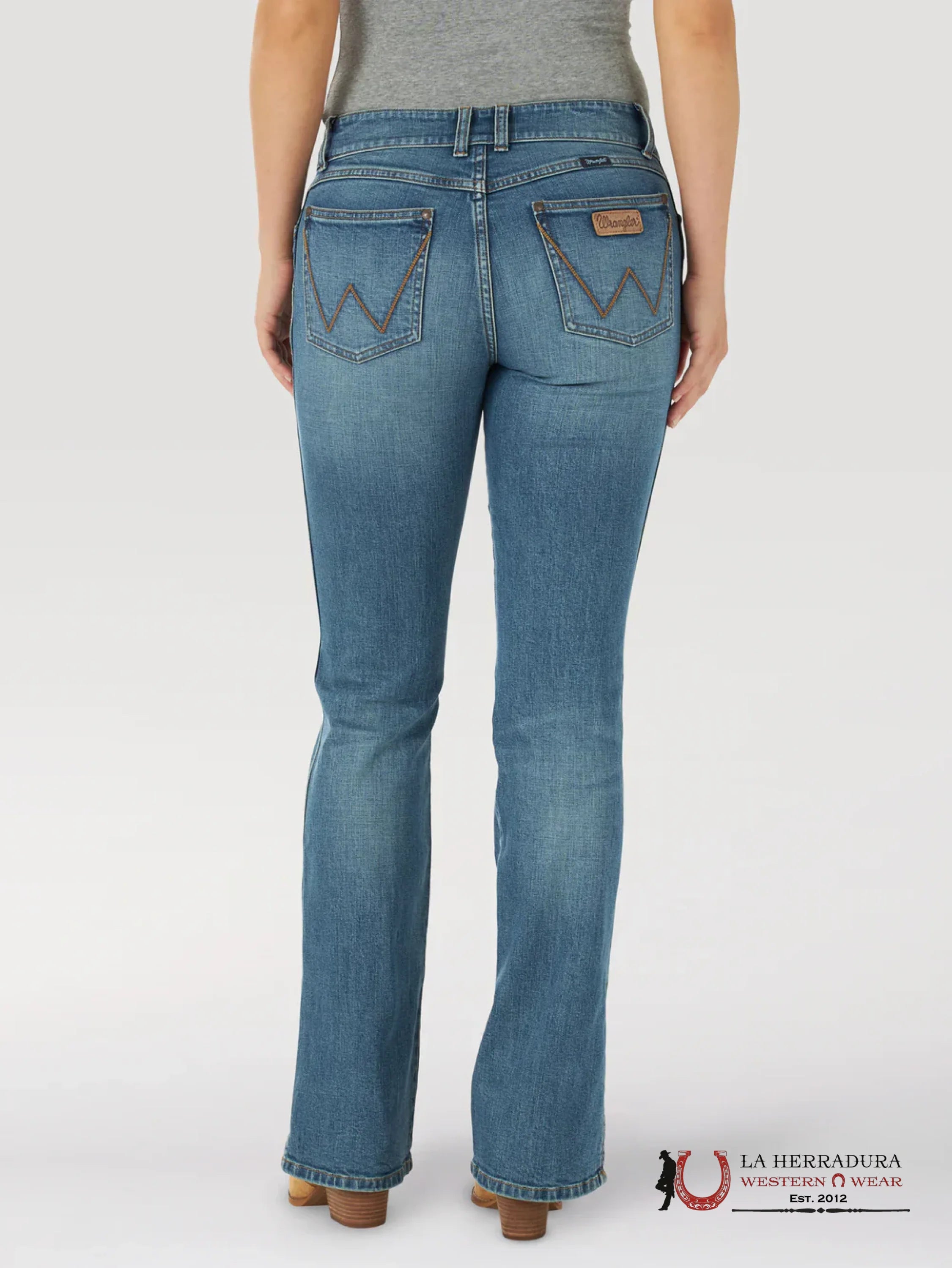 WOMENS WRANGLER MAE MID-RISE SADIE BOOT CUT 112317793 ROPA MUJERES