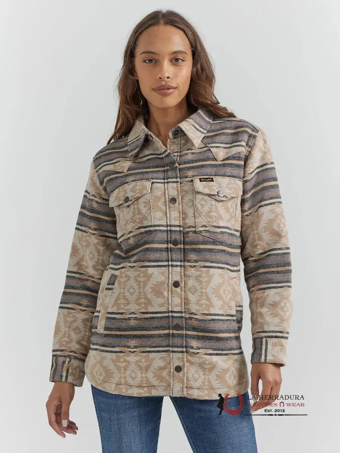 Women’s Wrangler Southwestern Print Shacket In Doe Stripe Ropa Mujeres