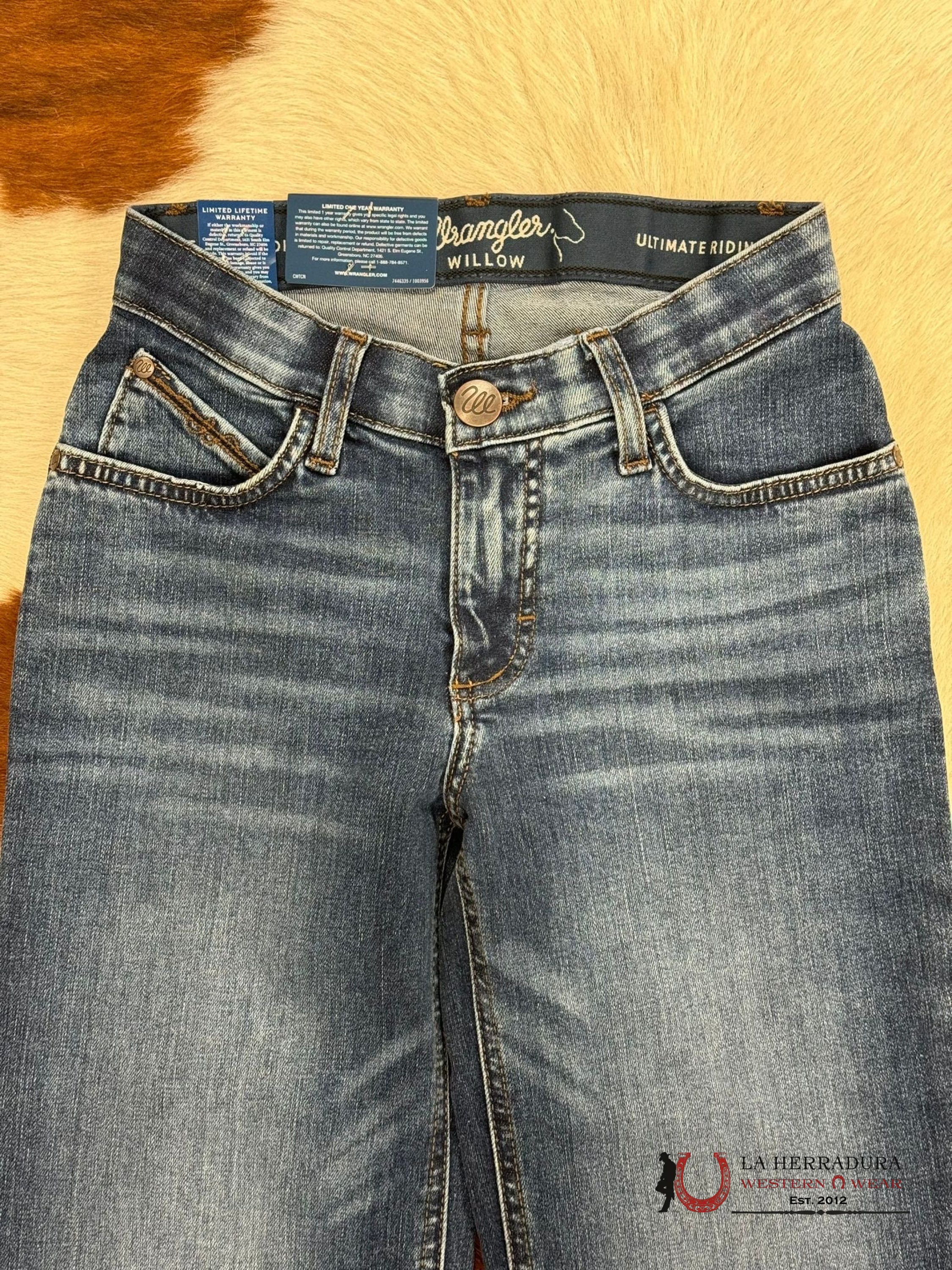 Women’s Wrangler Ultimate Riding Jean Willow Dark Wash Ropa Mujeres