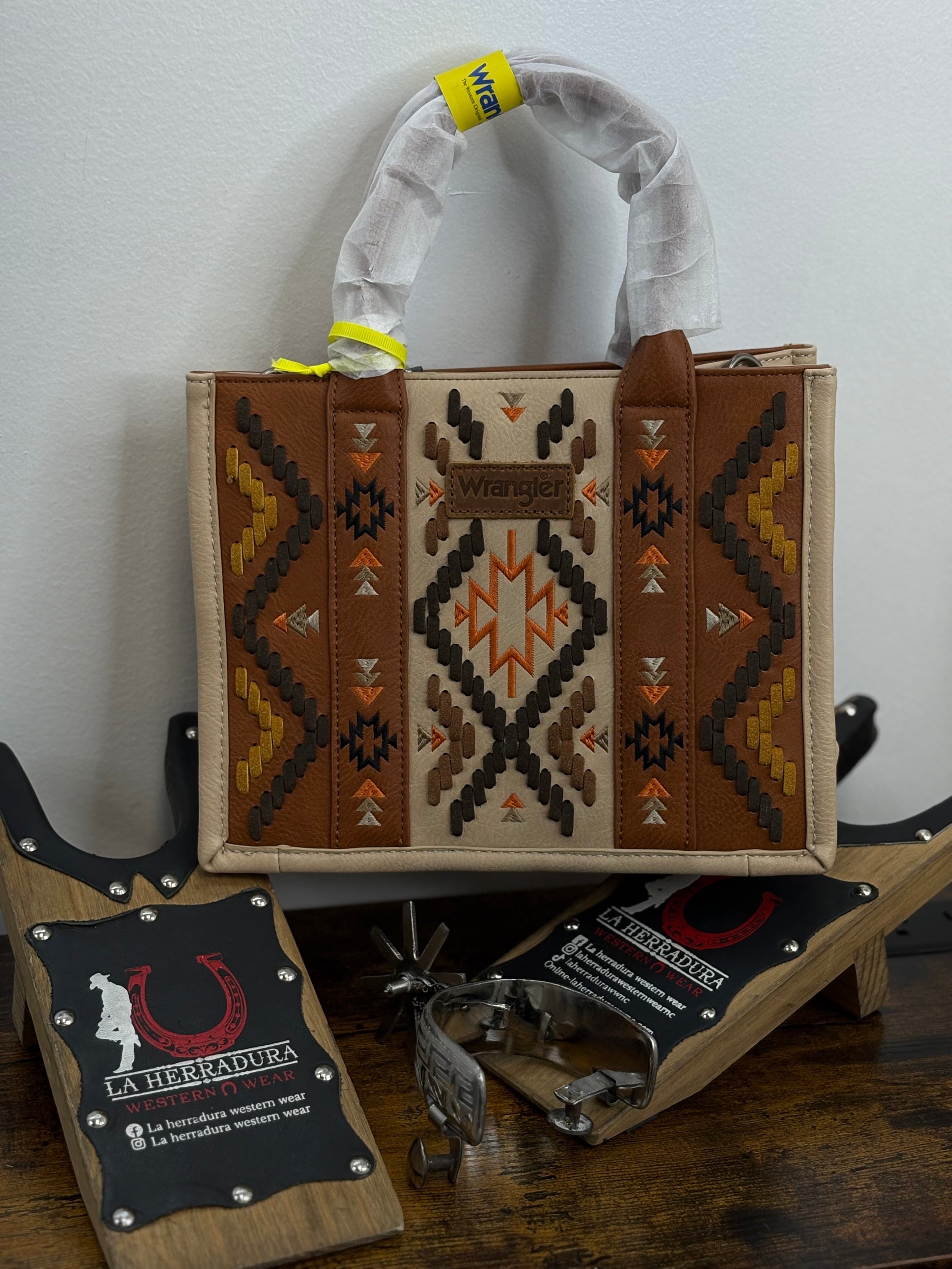 Wrangler Aztec Brown Bag Ropa Mujeres