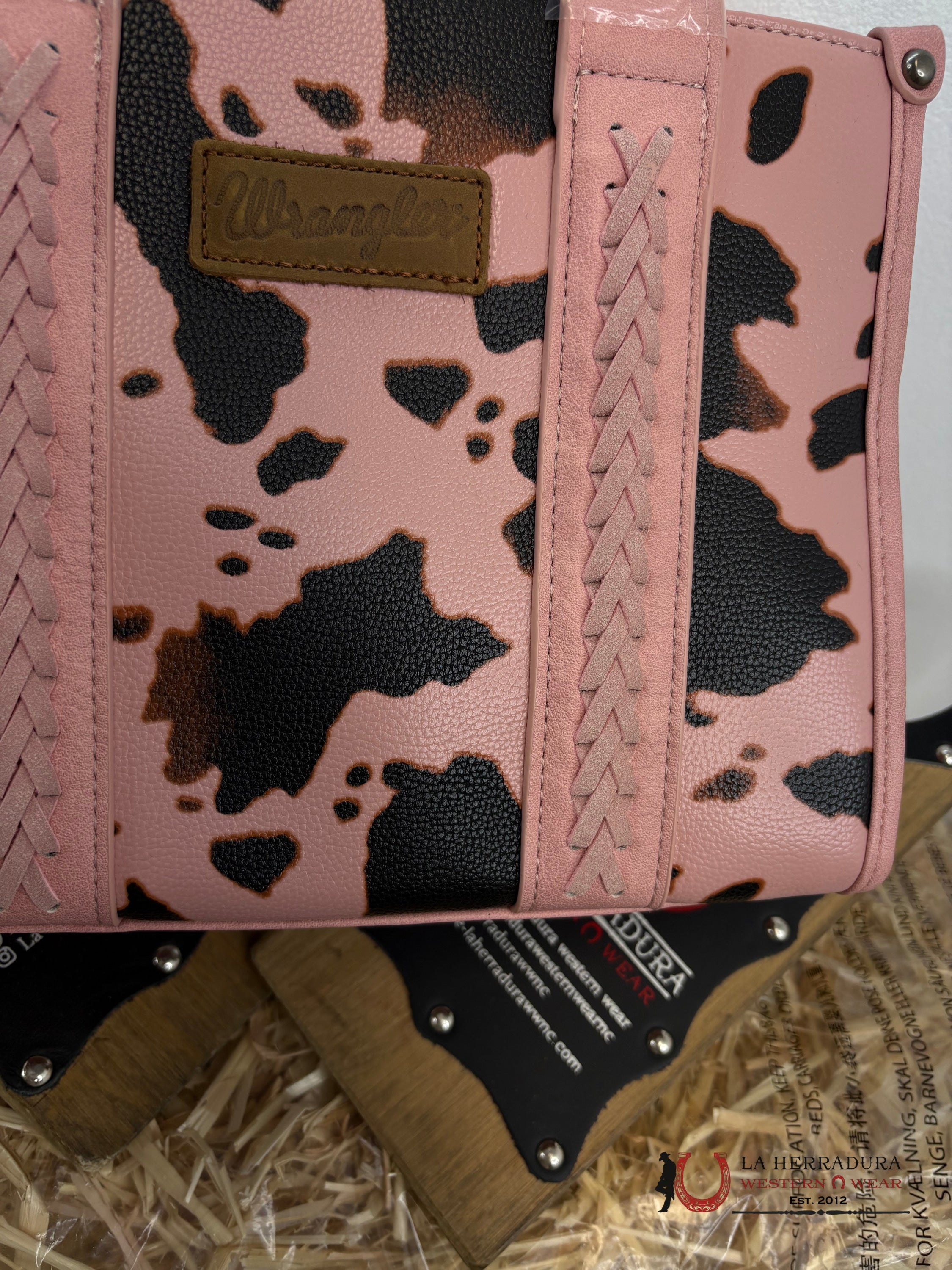 Wrangler Aztec Pink Cow Print Bag Ropa Mujeres