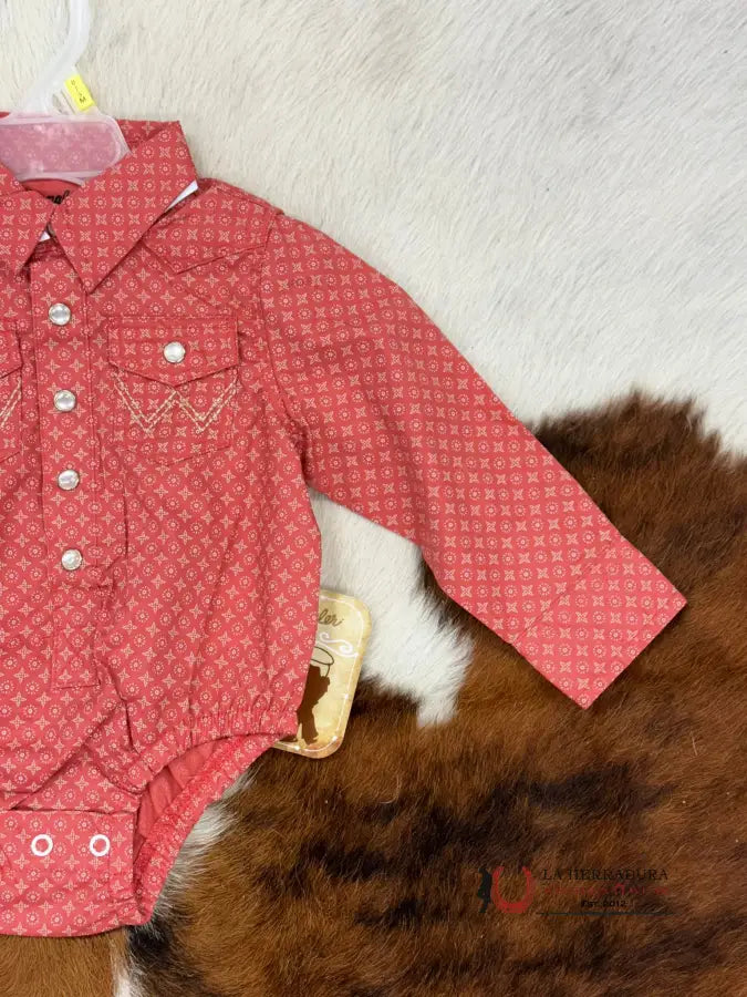 Wrangler Corral Patterned Onesie Niños