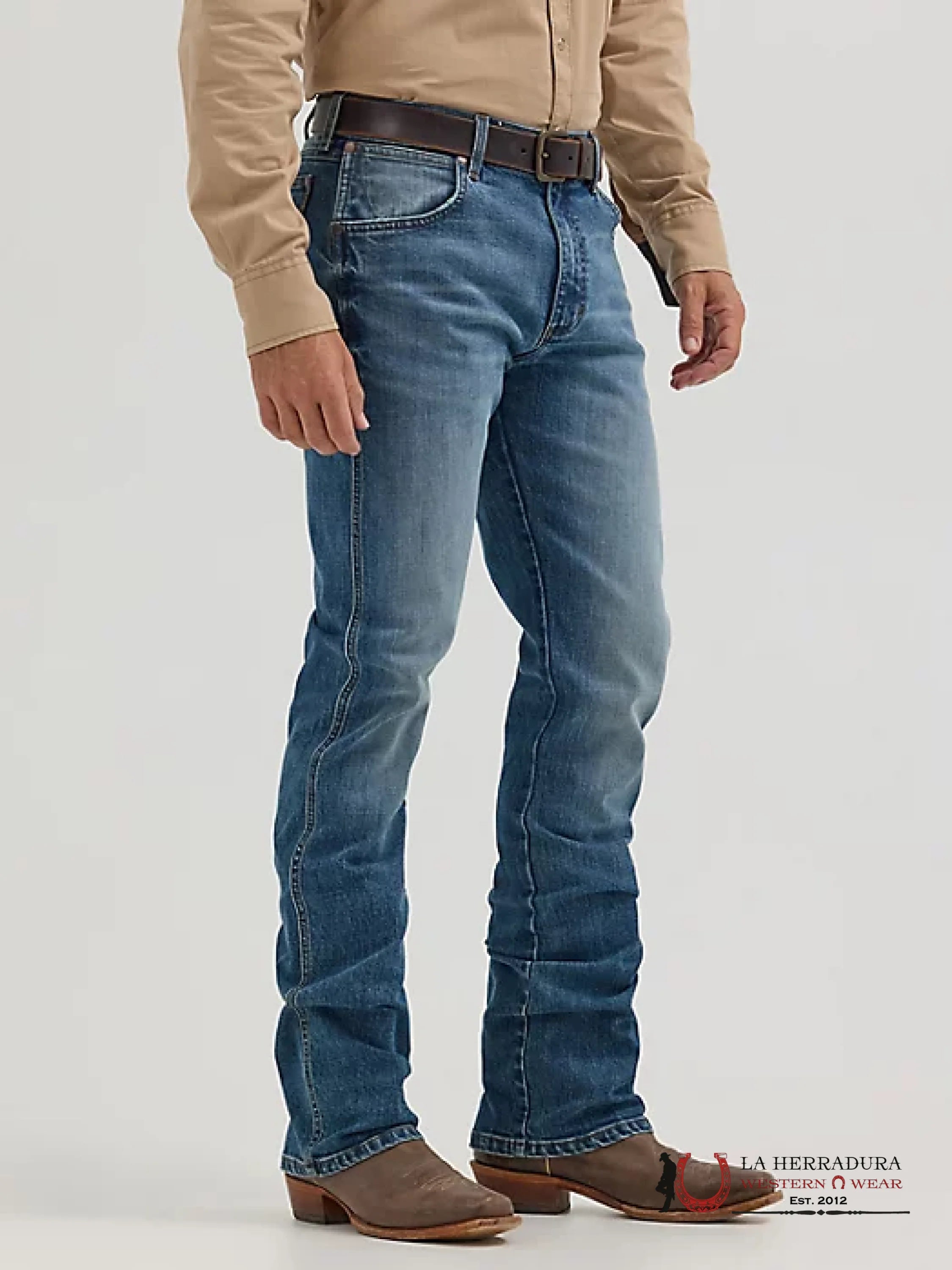 Wrangler Retro Slim Boot Midwash Jeans