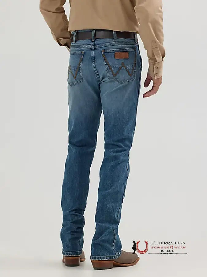 Wrangler Retro Slim Boot Midwash Jeans