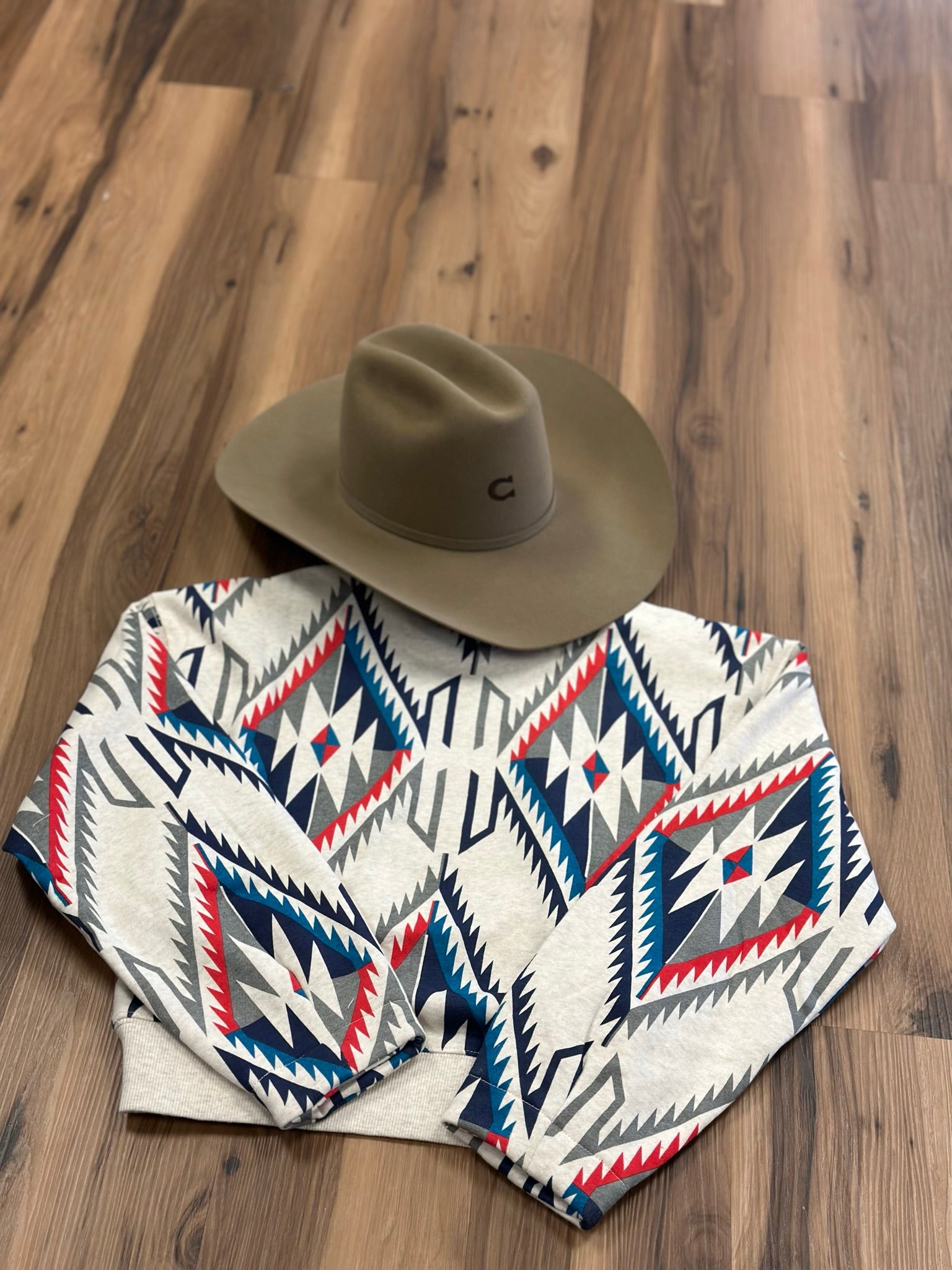 Ariat Cropped Chimayo Sweatshirt