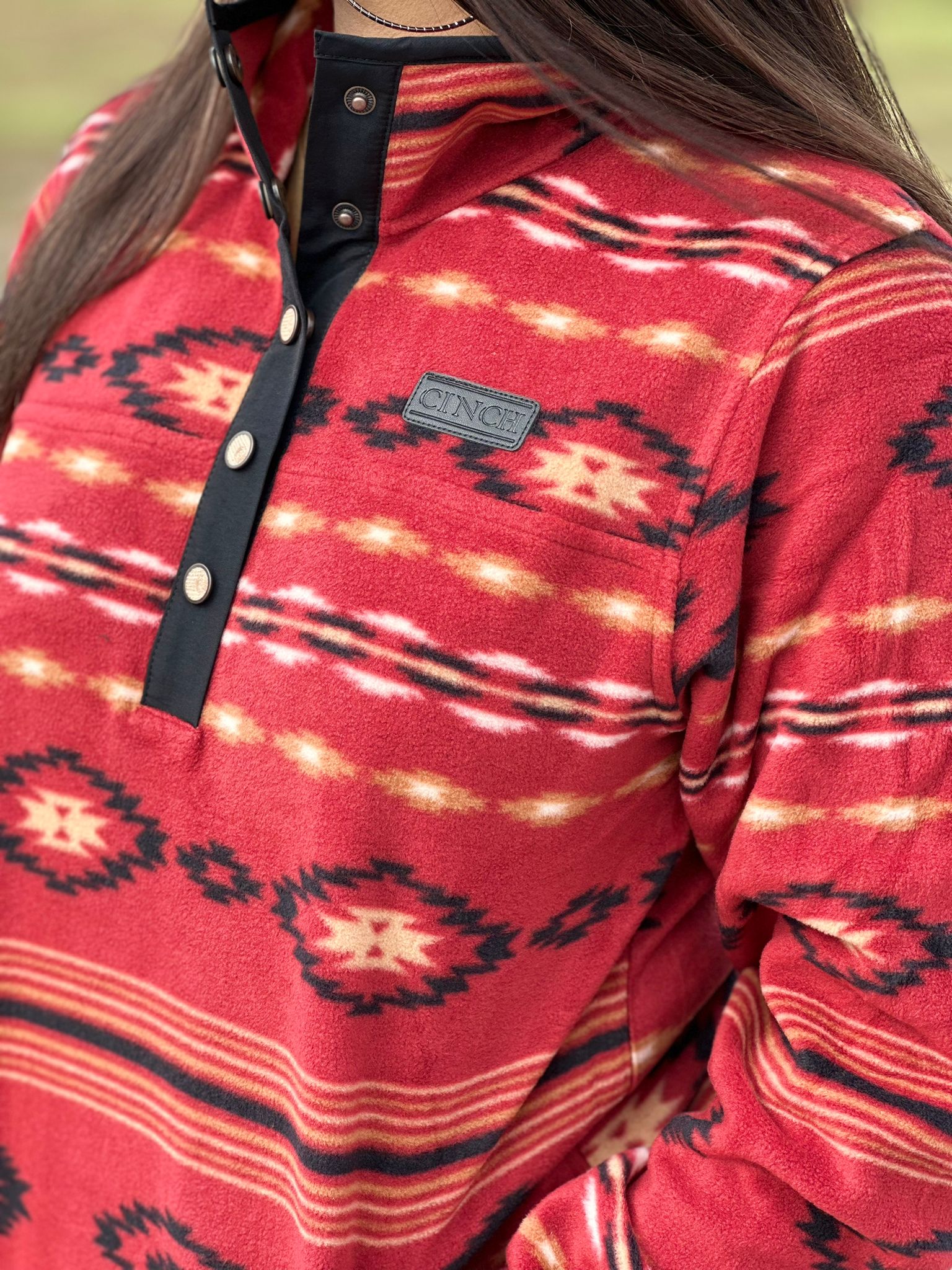 Cinch Womens Red Aztec Pattern Pullover