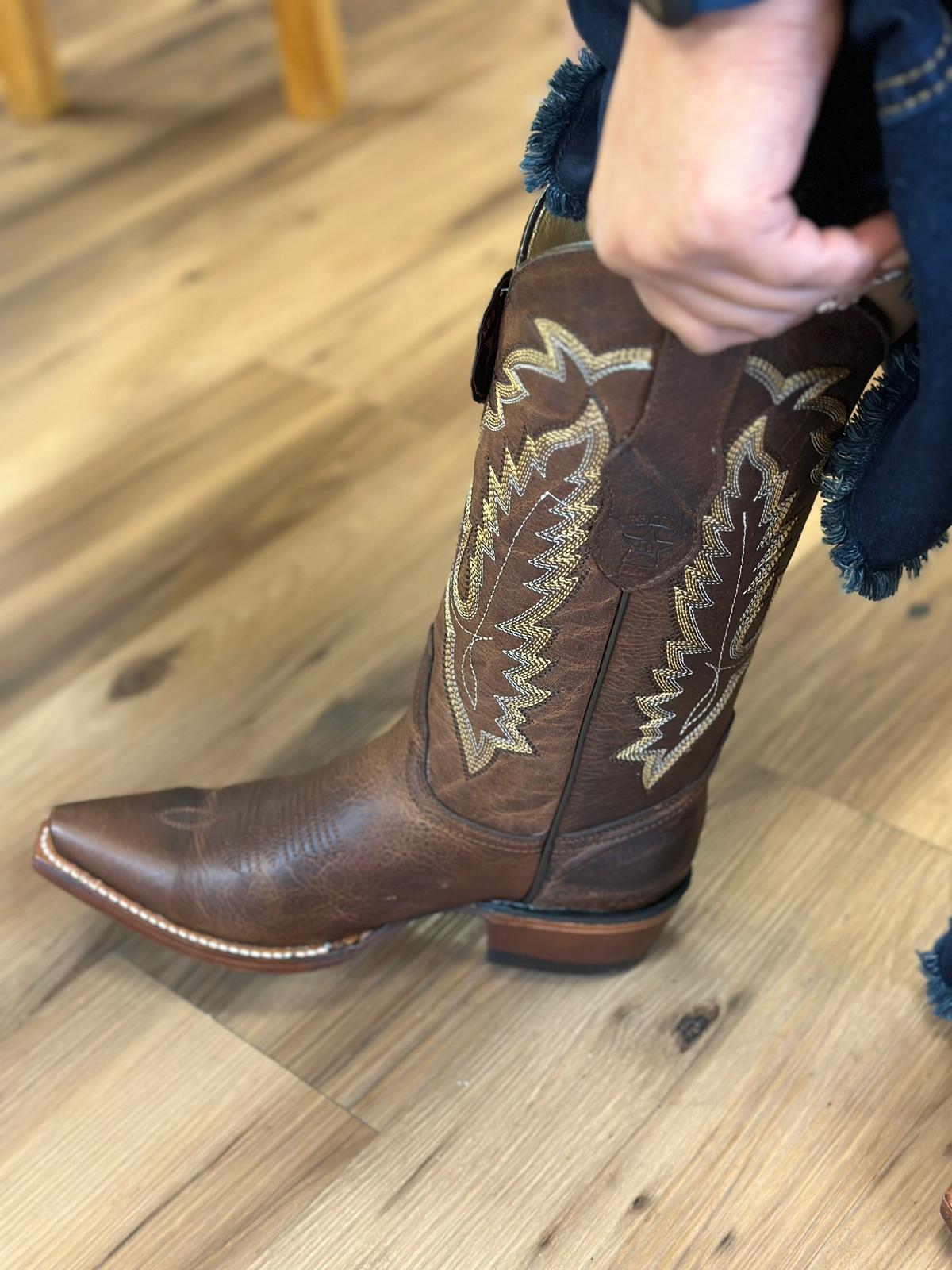 BOTAS LOS ALTOS PARA MUJER AVESTRUZ MOCHA ESTILO RODELO